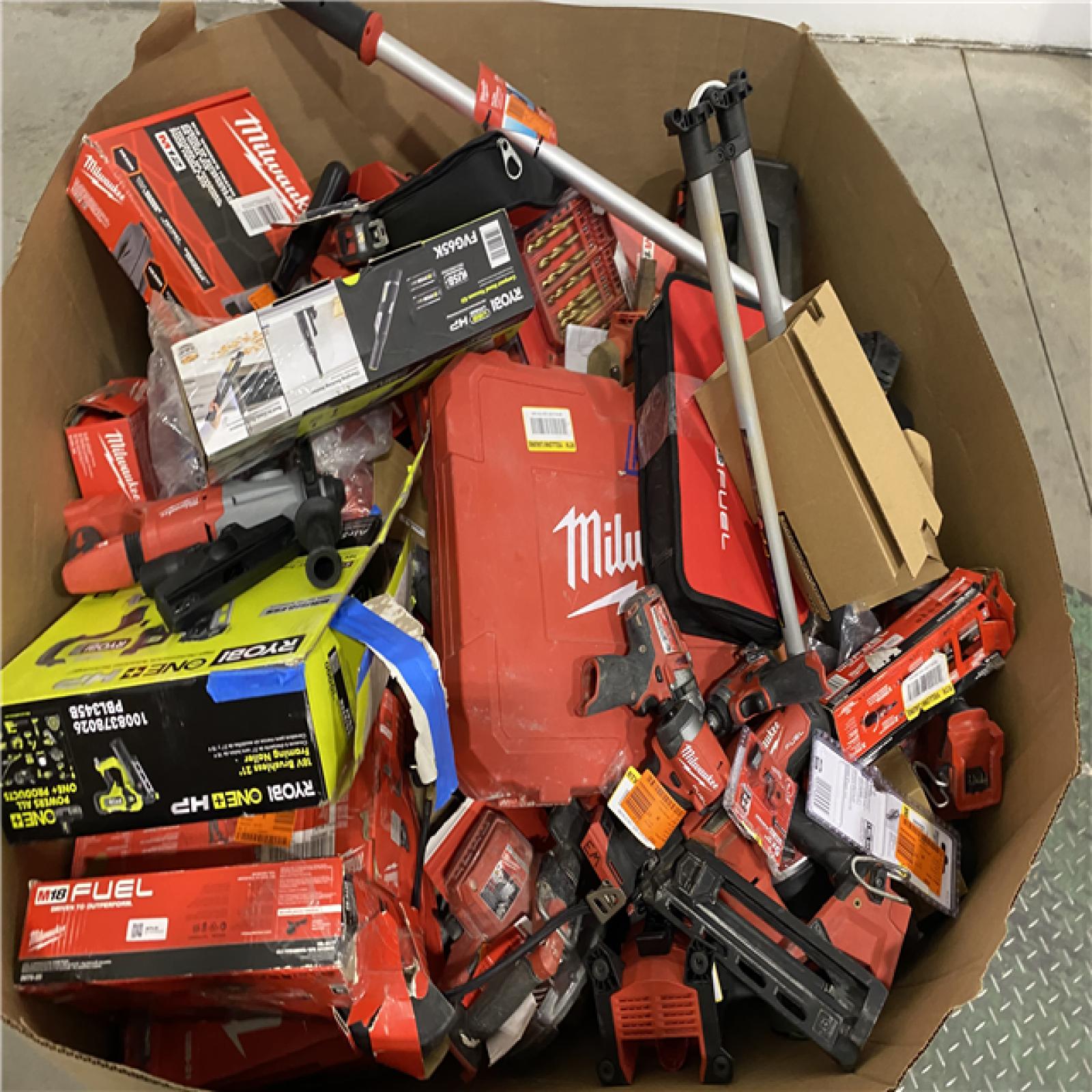 Dallas Location - As-Is Tool Pallet