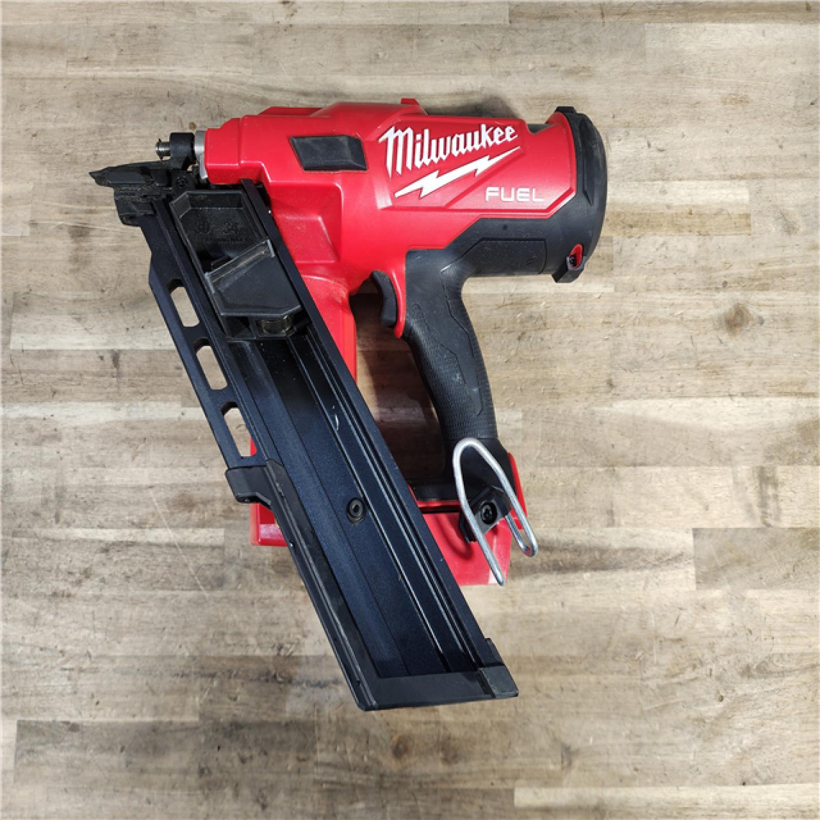 HOUSTON LOCATION - AS-IS Milwaukee M18 FUEL 30 Degree Framing Nailer (TOOL ONLY)