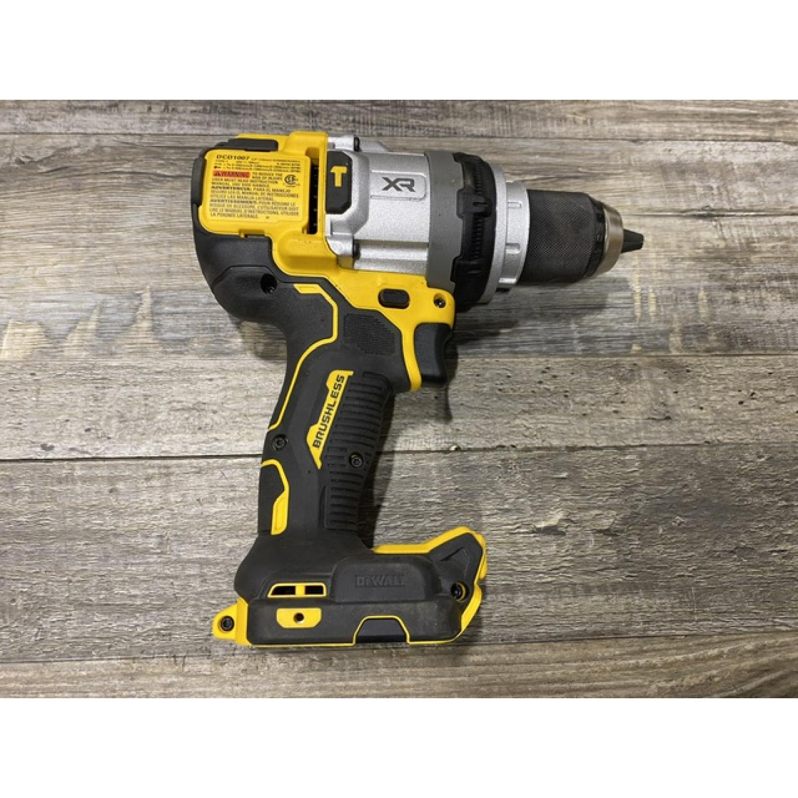 AS-IS DEWALT Atomic 20V Max Lithium-Ion Brushless Cordless Compact 1/4 in. Impact Driver Kit