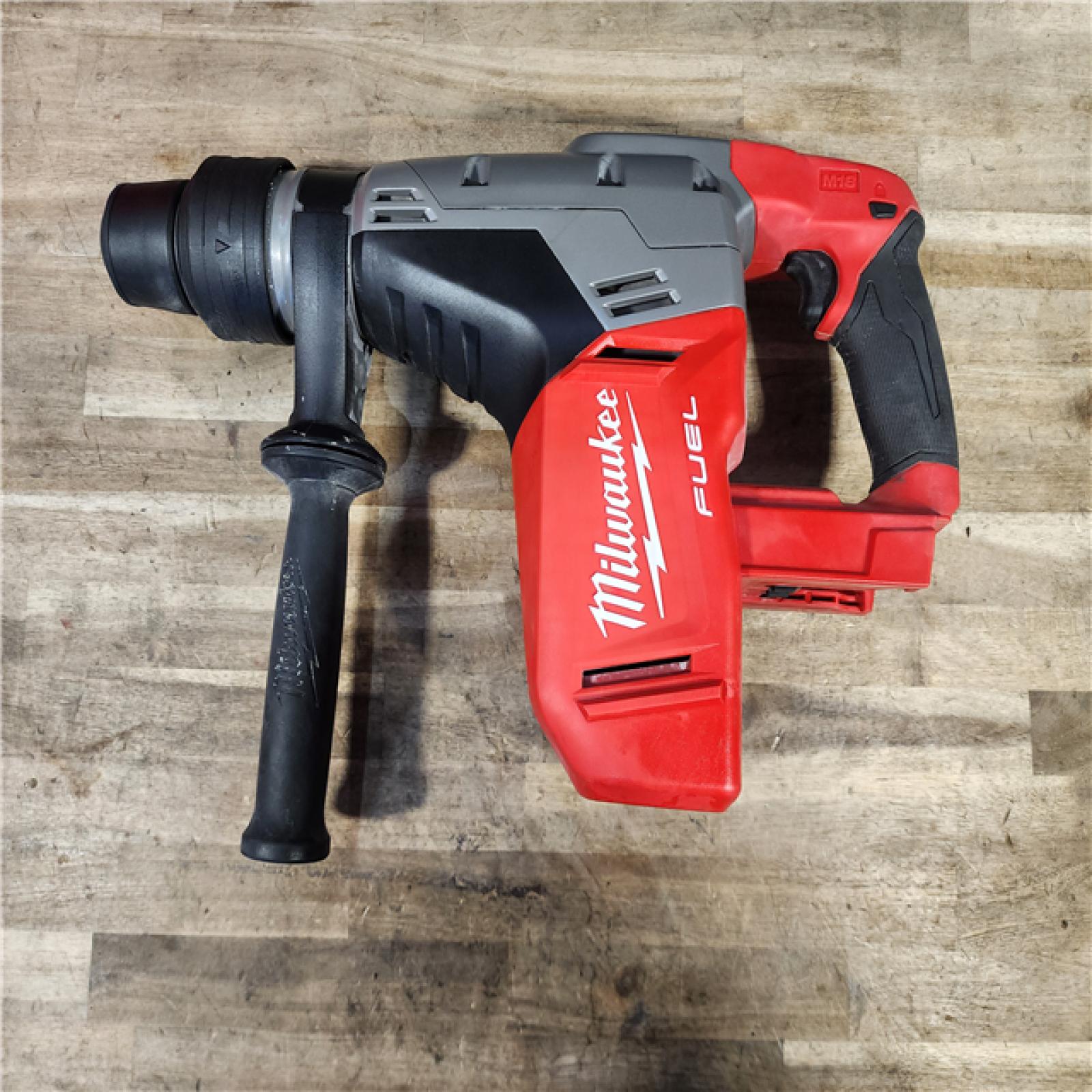 HOUSTON LOCATION - AS-IS Milwaukee FUEL 18V Lithium-Ion Brushless Cordless 1-9/16 in. SDS-Max Rotary Hammer (Tool-Only)