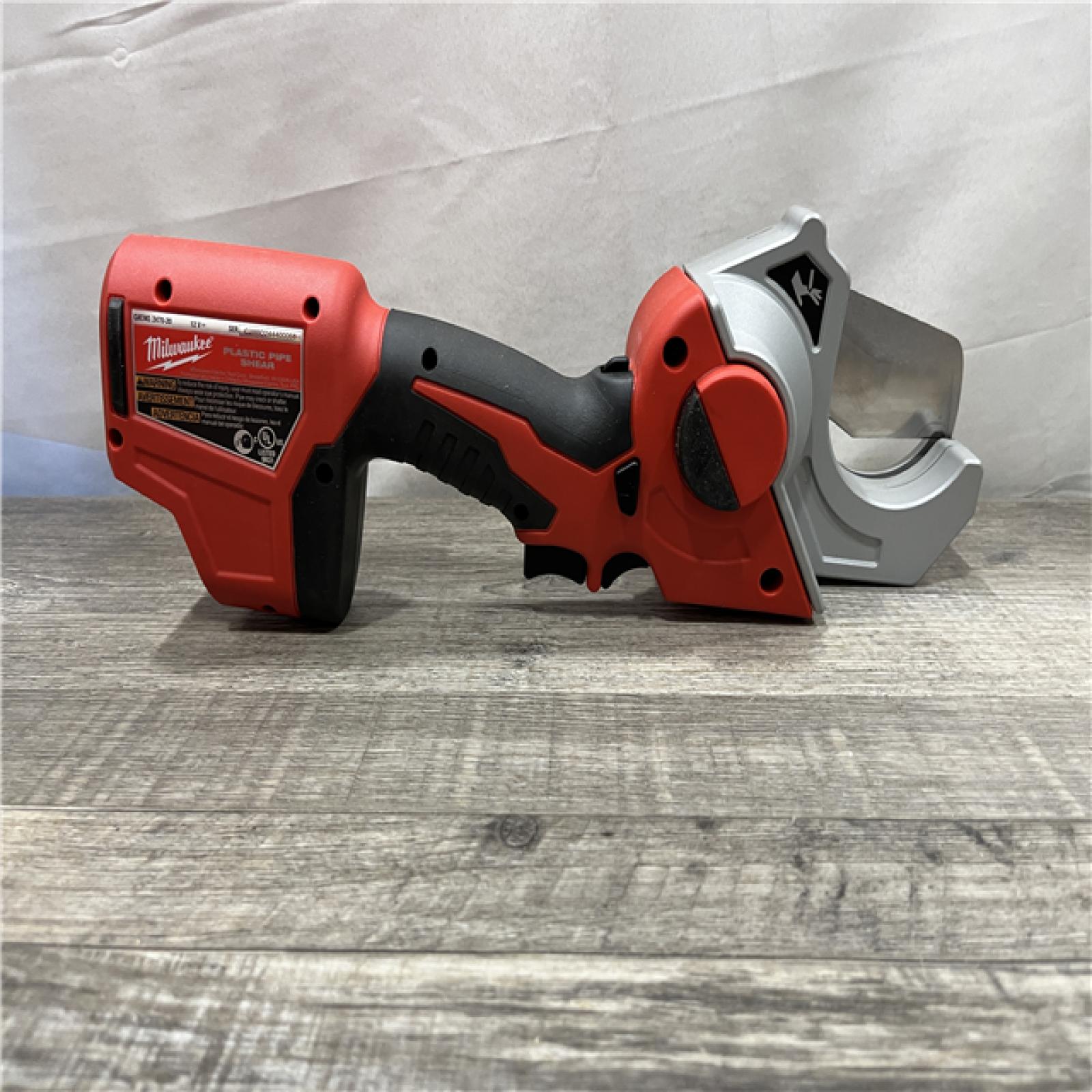 AS-IS Milwaukee 12V Lithium-Ion Cordless PVC Pipe Shear (Tool-Only)