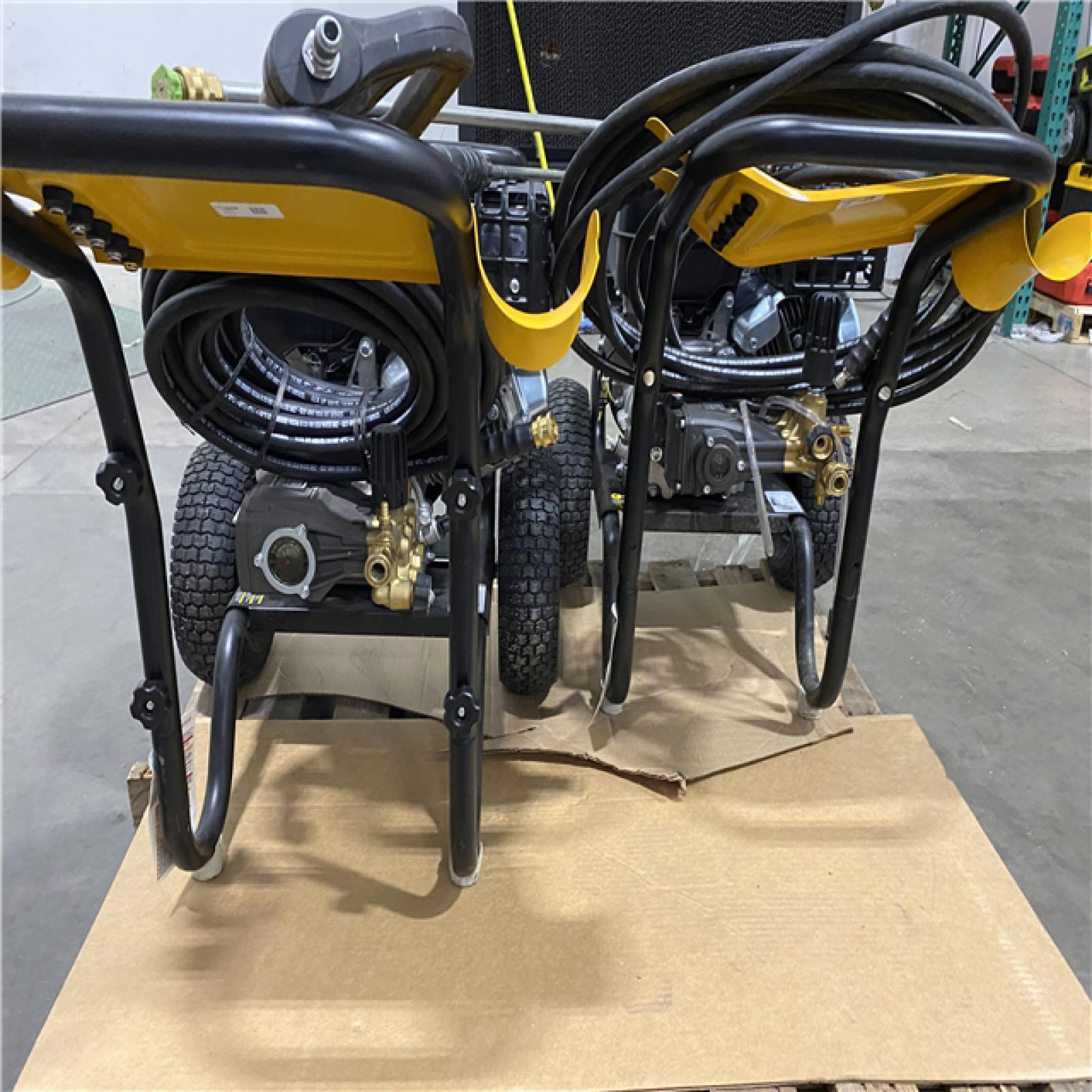 Dallas Location - As-Is DEWALT 4400 PSI 4.0 GPM Gas Pressure Washer