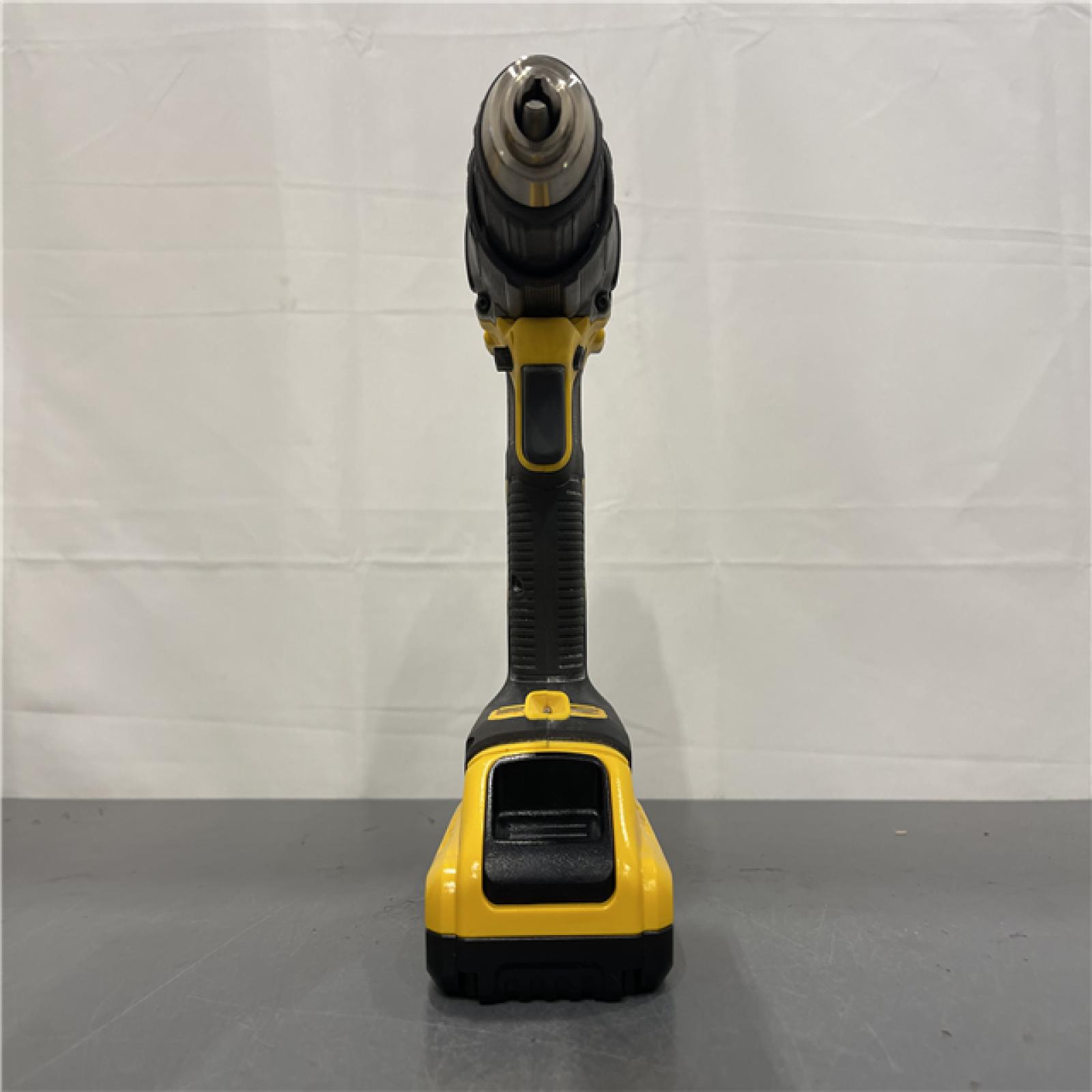 AS-IS - DEWALT ATOMIC 20-Volt Lithium-Ion Cordless 1/2 in. Compact Hammer Drill Kit