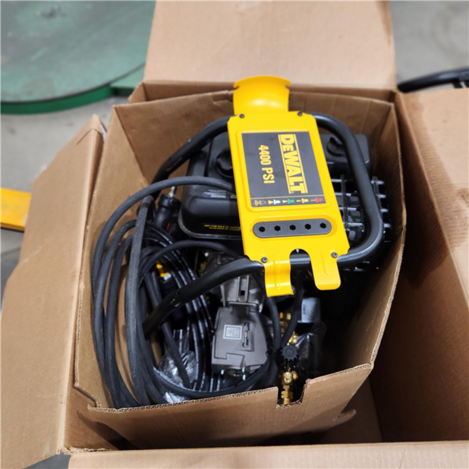 Dallas Location AsIs AsIs DXPW61377 Dewalt 4400 PSI Pressure Washer