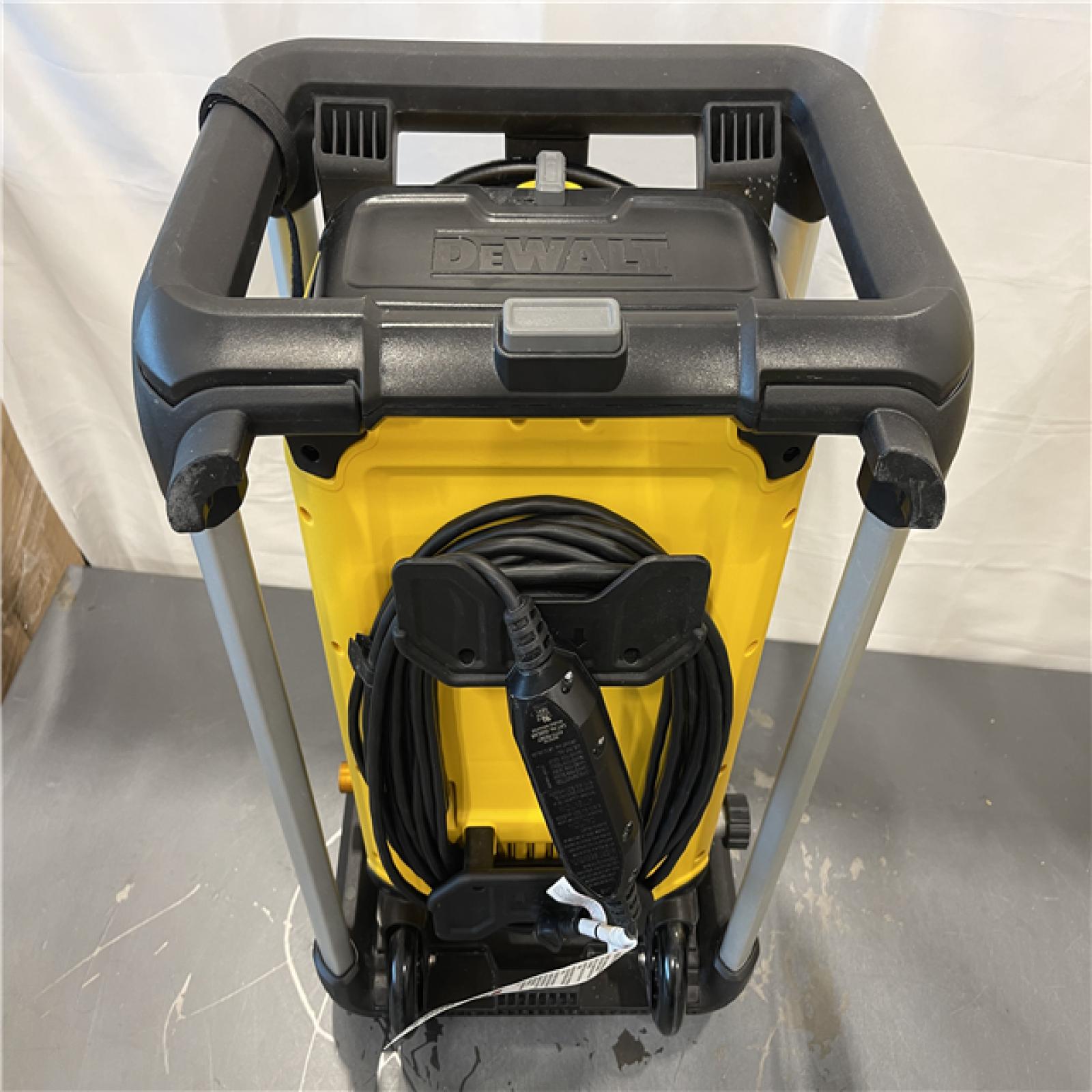 AS-IS - DEWALT 2100 PSI 1.2 GPM 13 Amp Cold Water Electric Pressure Washer