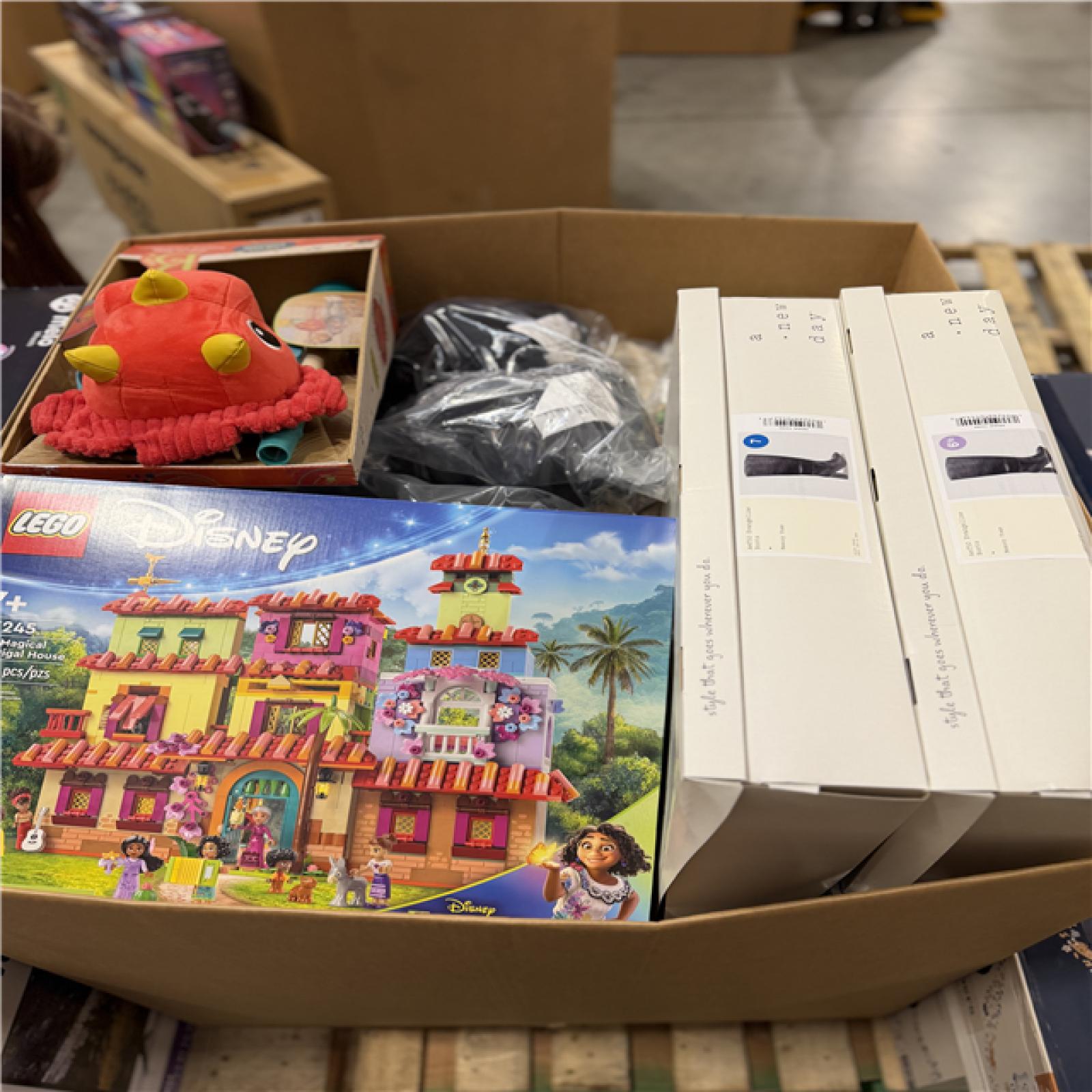 DALLAS LOCATION- NEW! MIXED BULLSEYE PALLET