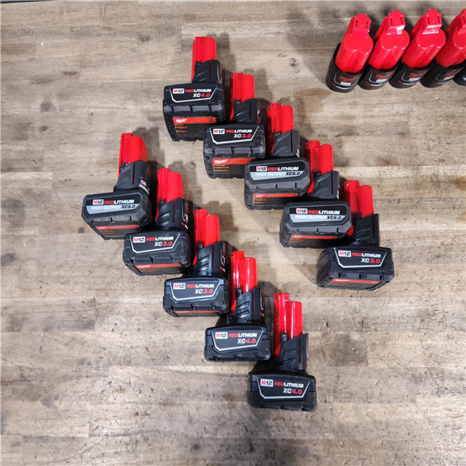 HOUSTON LOCATION - AS-IS MILWAUKEE BATTERY PACK QTY - 15