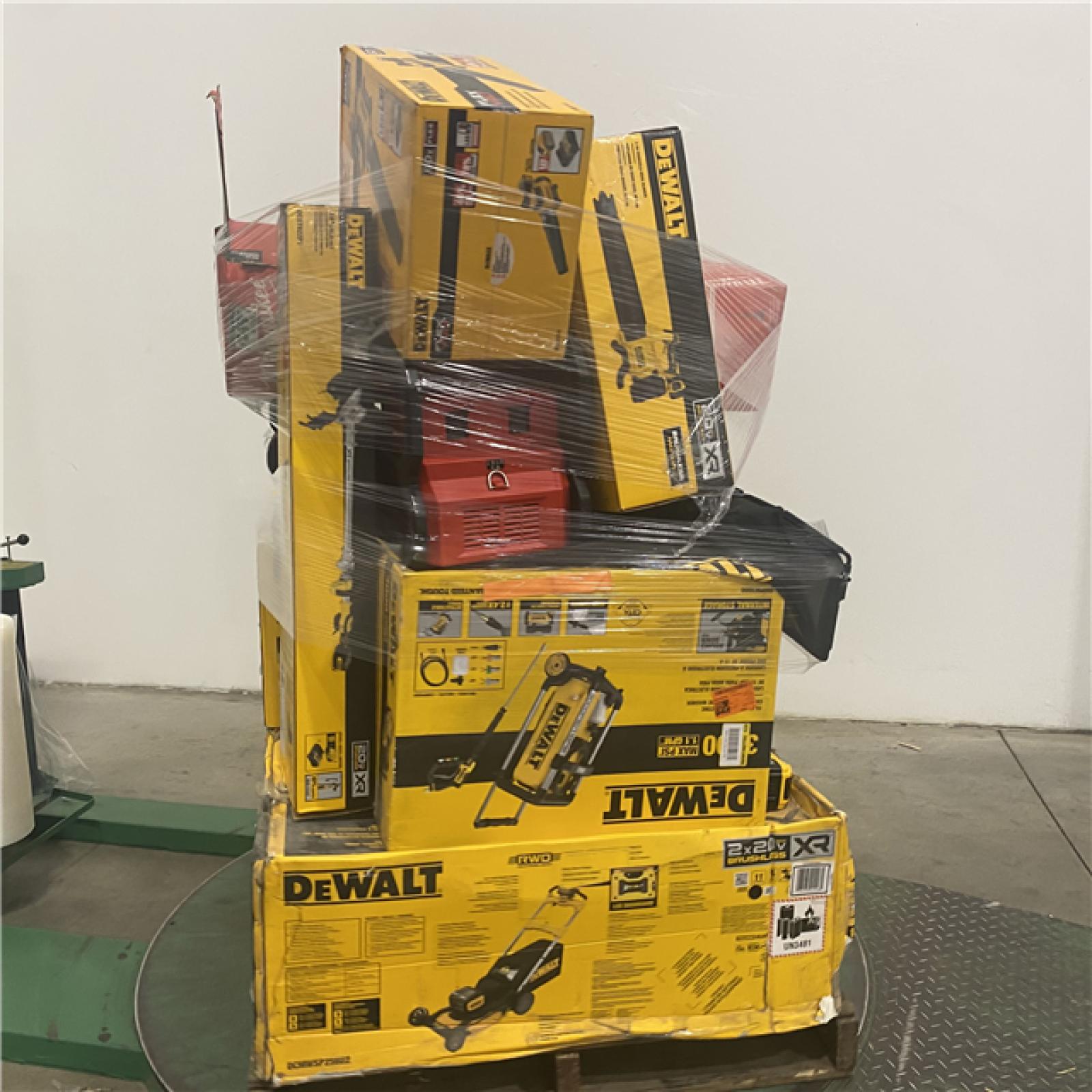 Dallas Location - As-Is Tool Pallet