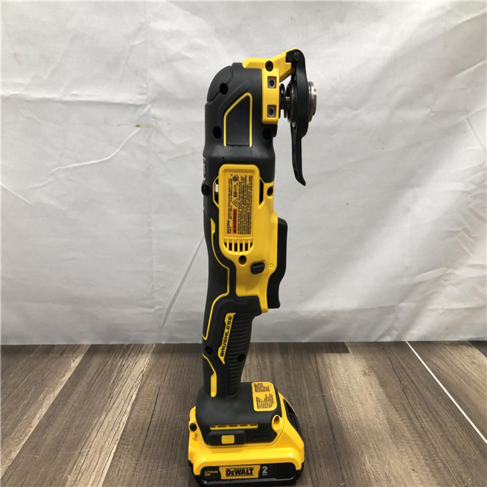 AS-IS DEWALT ATOMIC 20V MAX Cordless Brushless Oscillating Multi Tool with