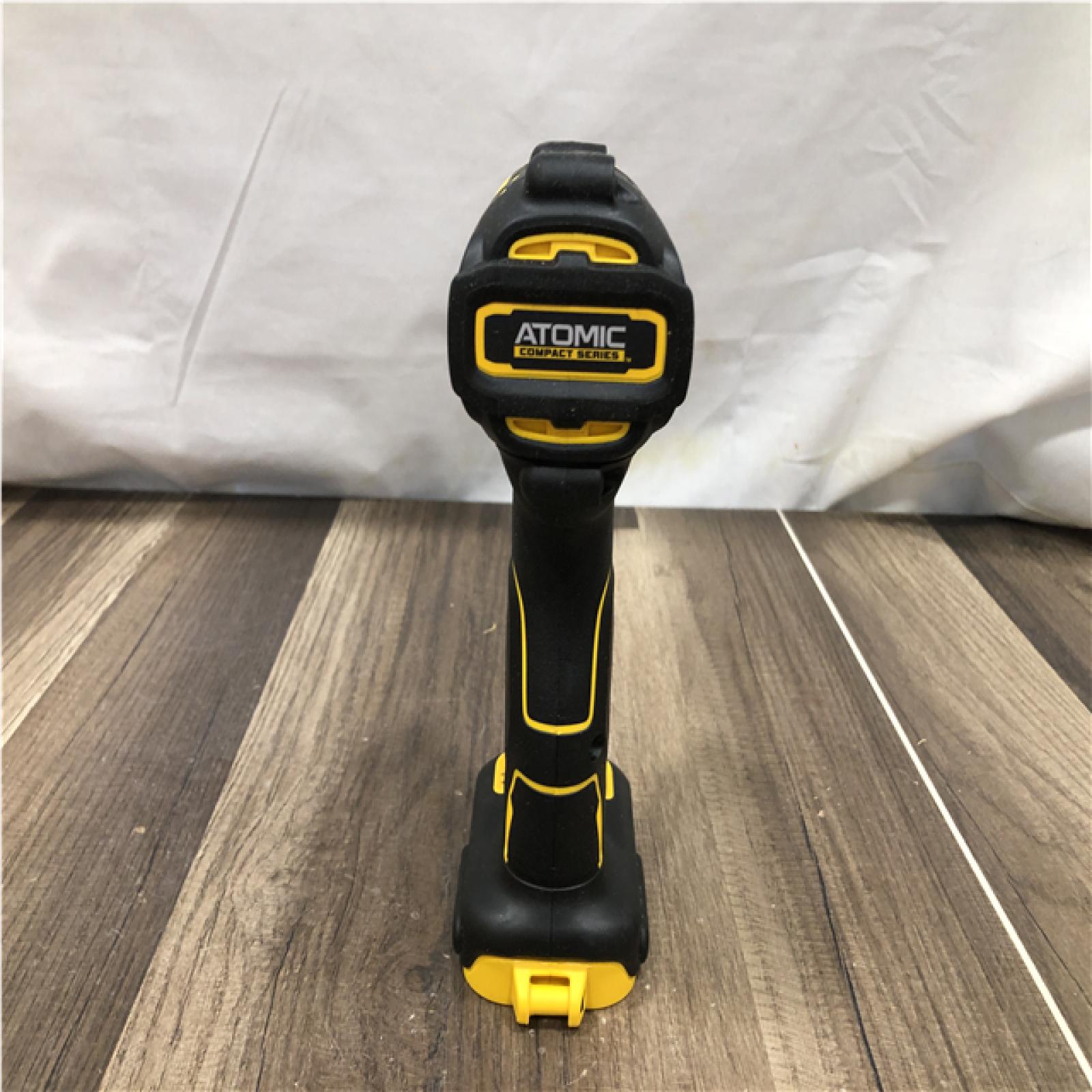 AS-IS DEWALT Atomic 20V Max Lithium-Ion Brushless Cordless Compact 1/4 in. Impact Driver Kit