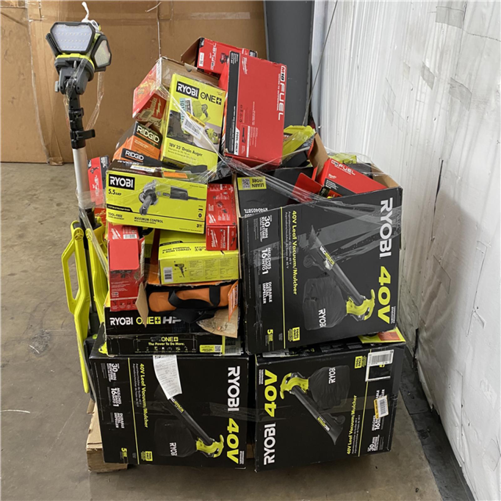 Houston Location AS IS - Tool Pallet