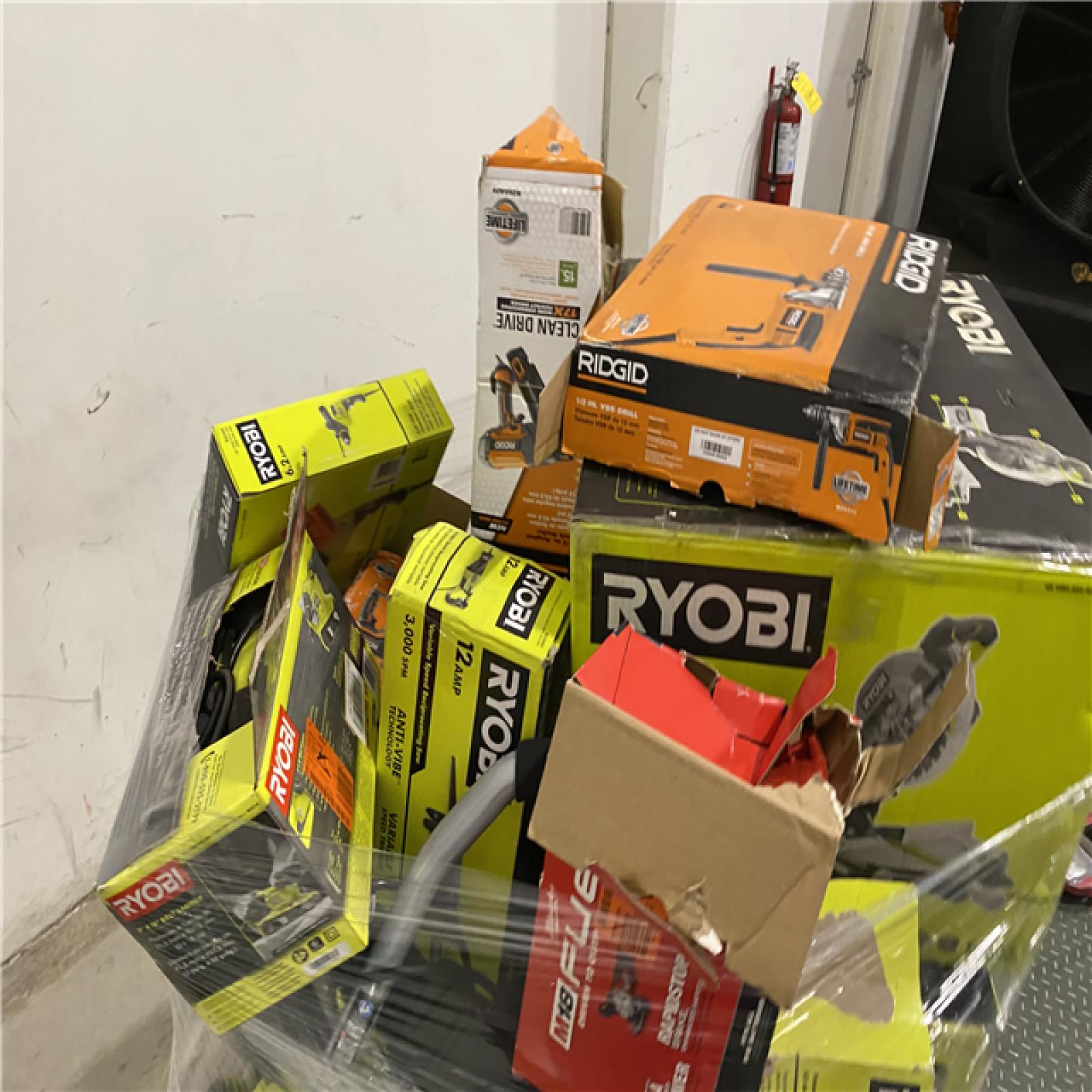 Dallas Location - As-Is Tool Pallet