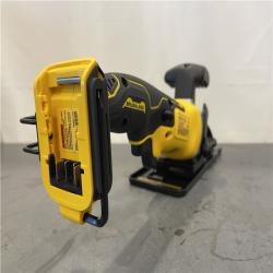 AS-IS - DEWALT ATOMIC 20V MAX Cordless Brushless 4-1/2 in. Circular Saw