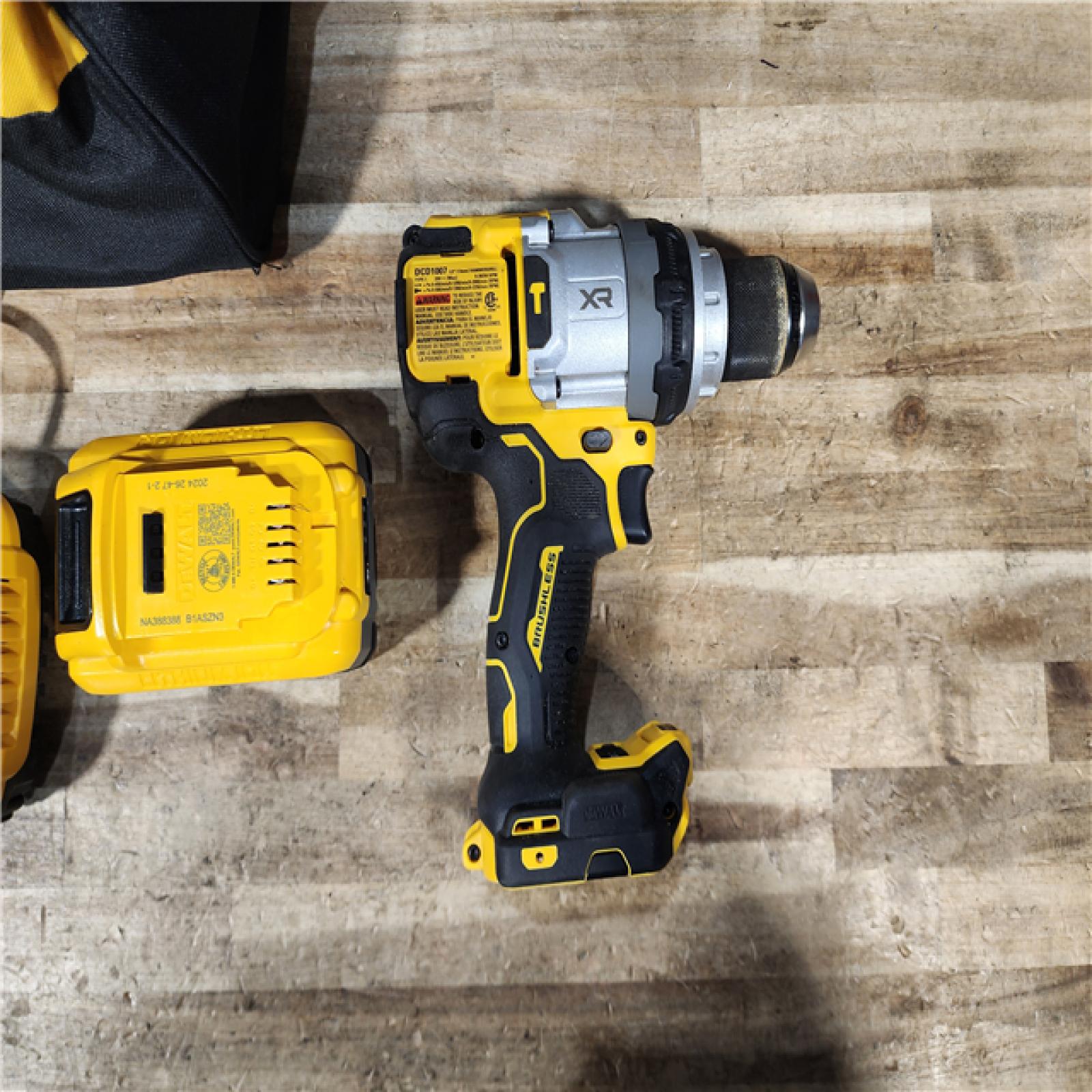 HOUSTON LOCATION - AS - IS DEWALT 20V XR Lithium-Ion Cordless Hammer Drill Kit