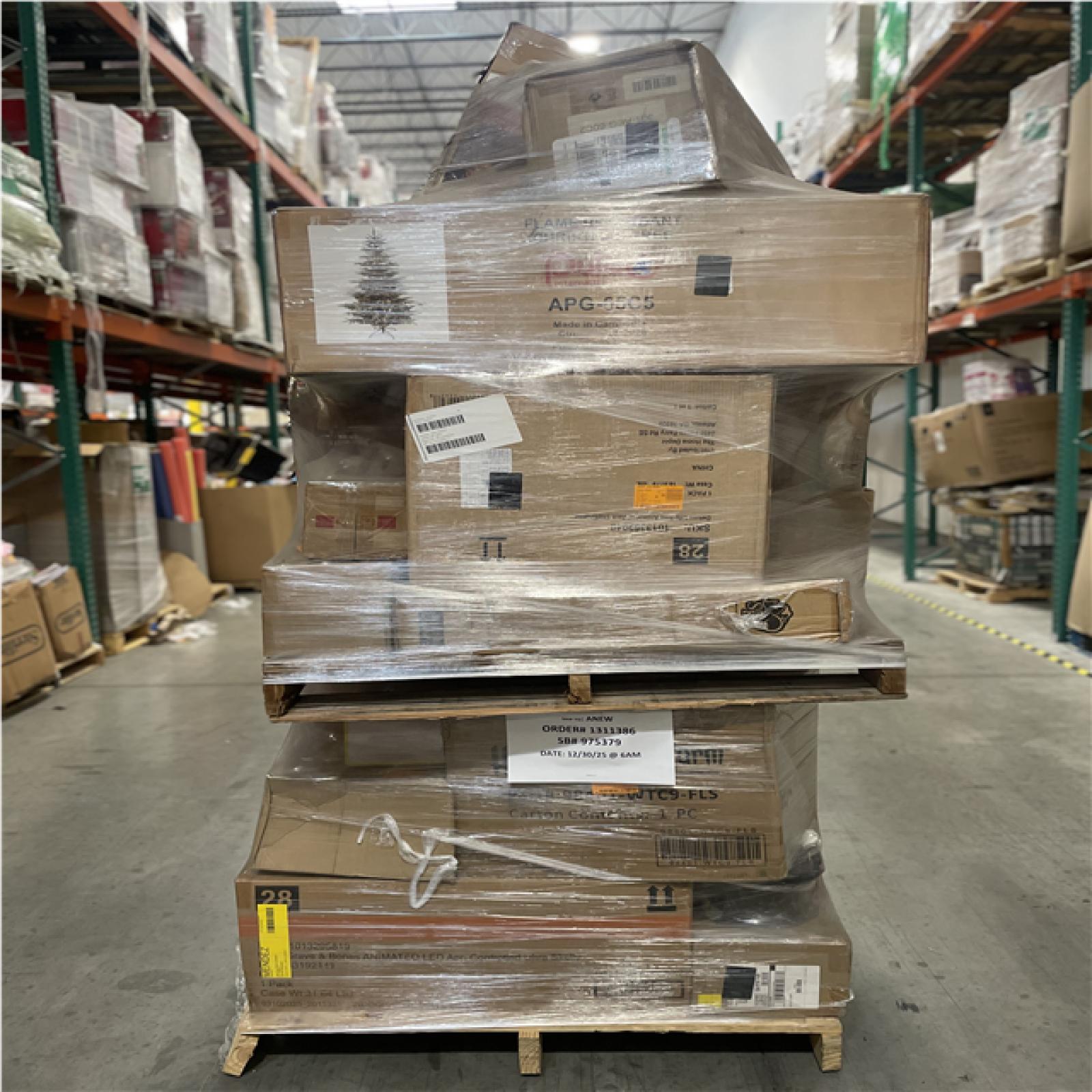 DALLAS LOCATION- AS-IS Mixed Holiday Pallet