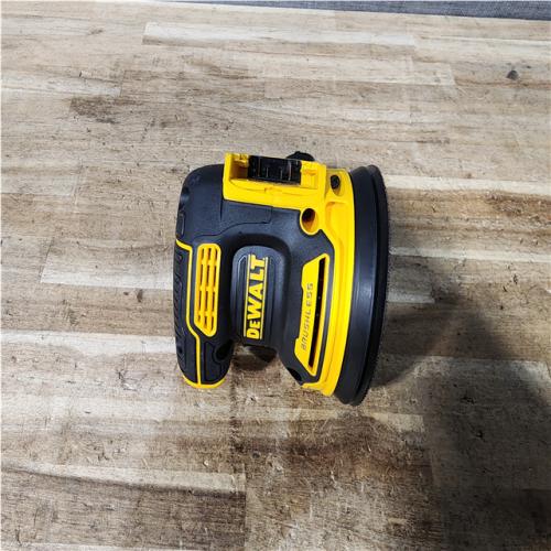 Houston Location DeWalt XR Random Orbit Palm Sander