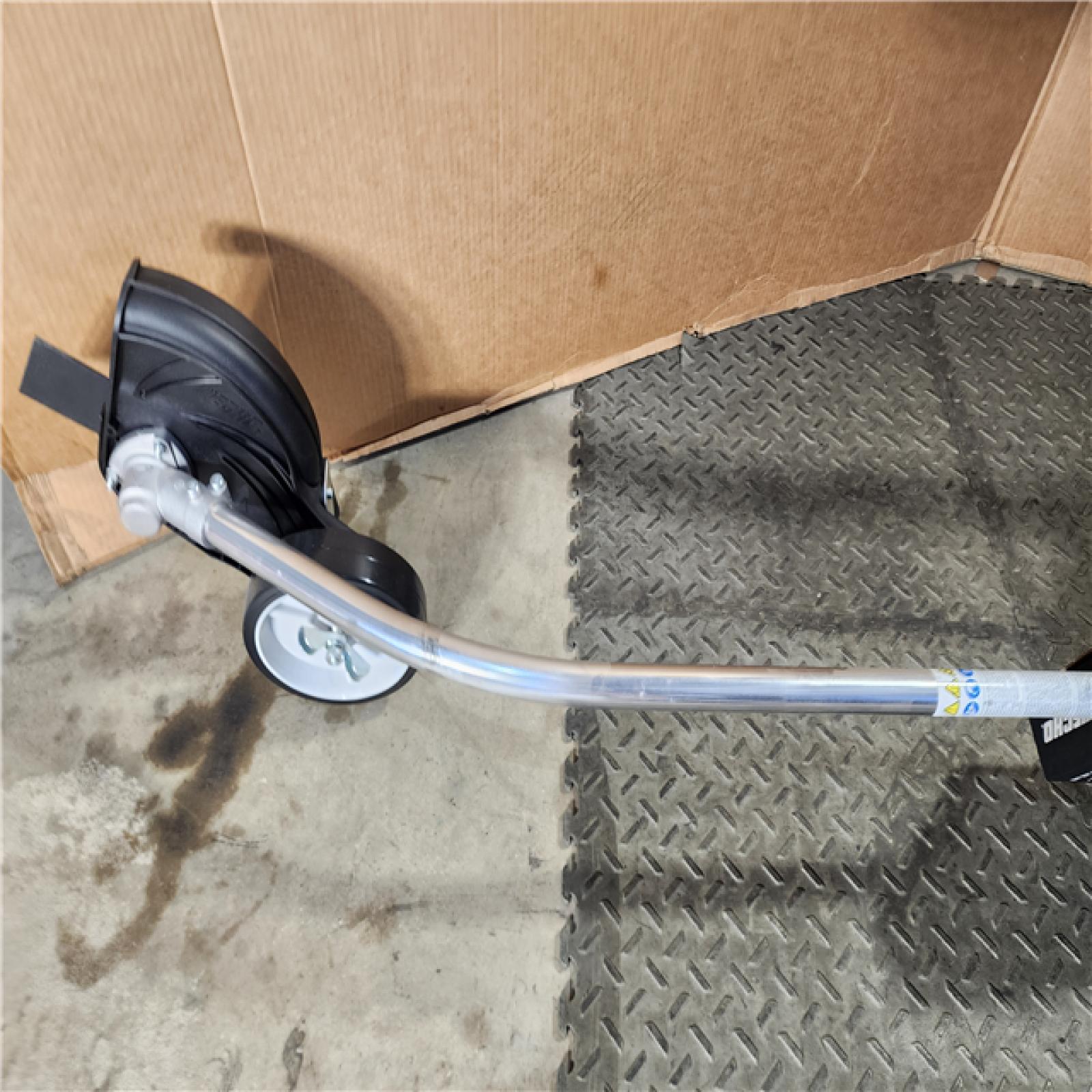 HOUSTON LOCATION - AS-IS ECHO 21.2 cc Gas 2-Stroke Lawn Edger