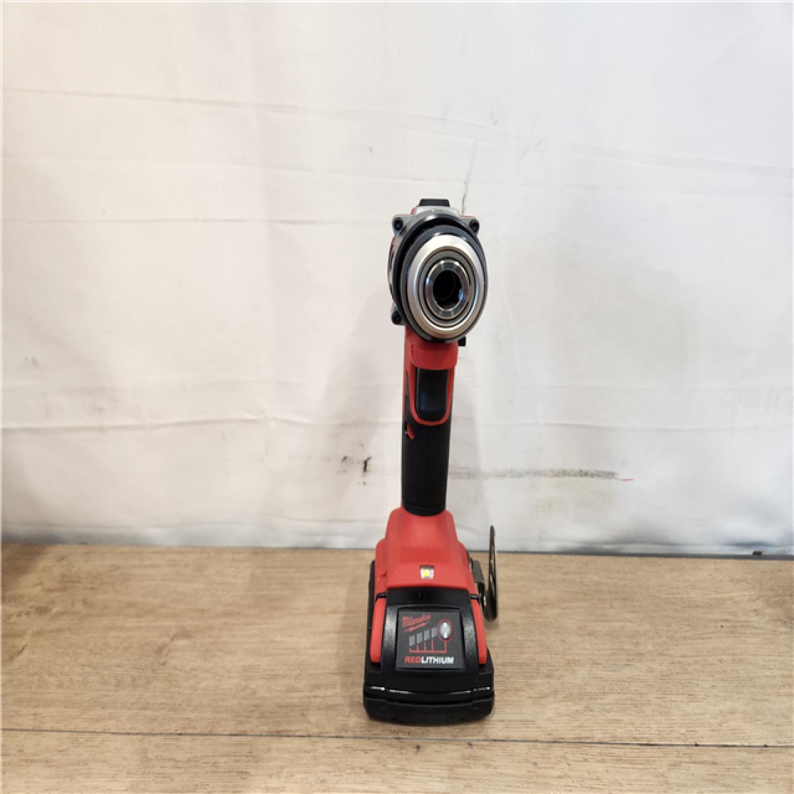 AS-IS- Milwaukee 18V Lithium-Ion Brushless Cordless 1/2 in. Compact Drill/Driver Kit