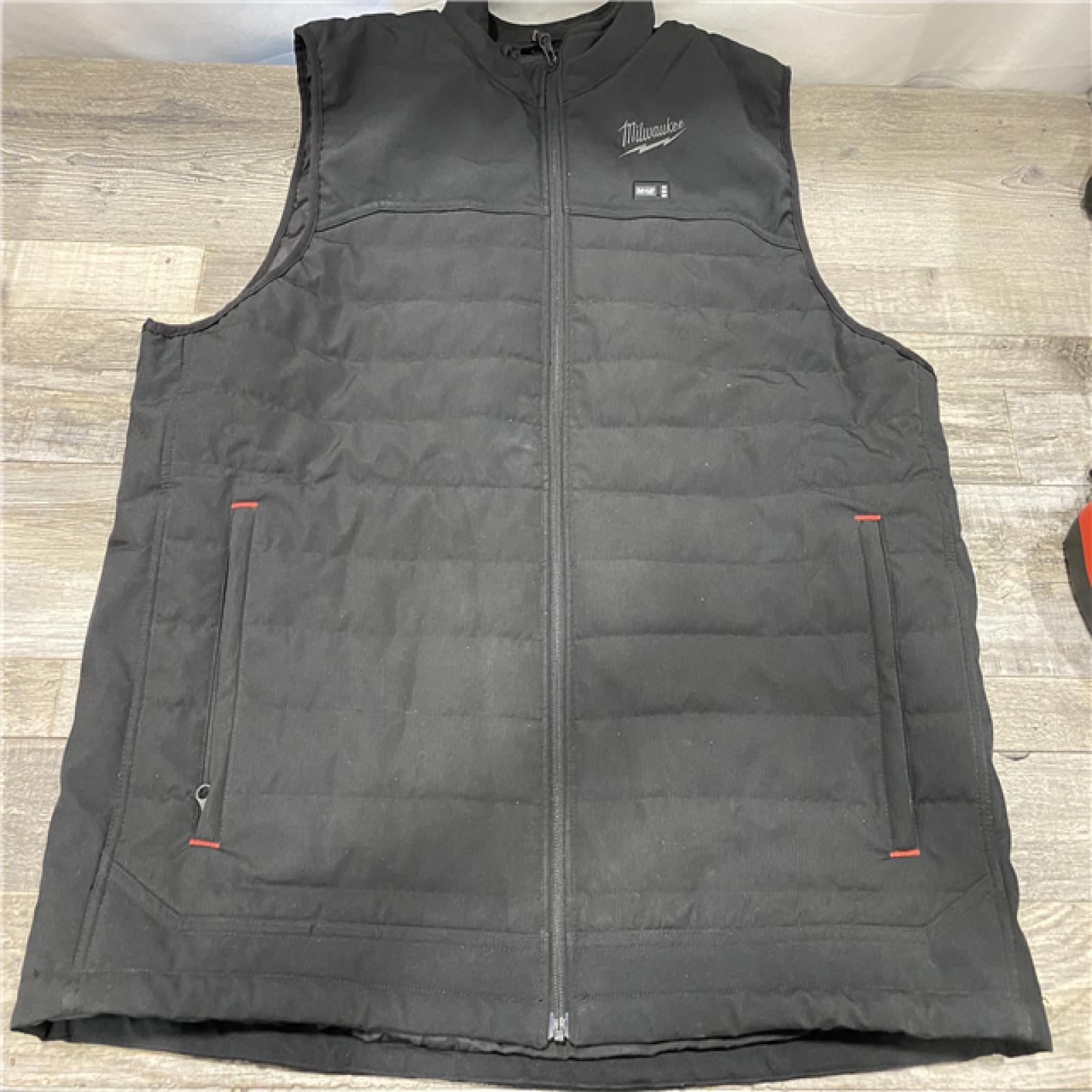 AS-IS Milwaukee Men's 2 X-Large 12-Volt Lithium-Ion Cordless Axis Black Heated Vest Kit