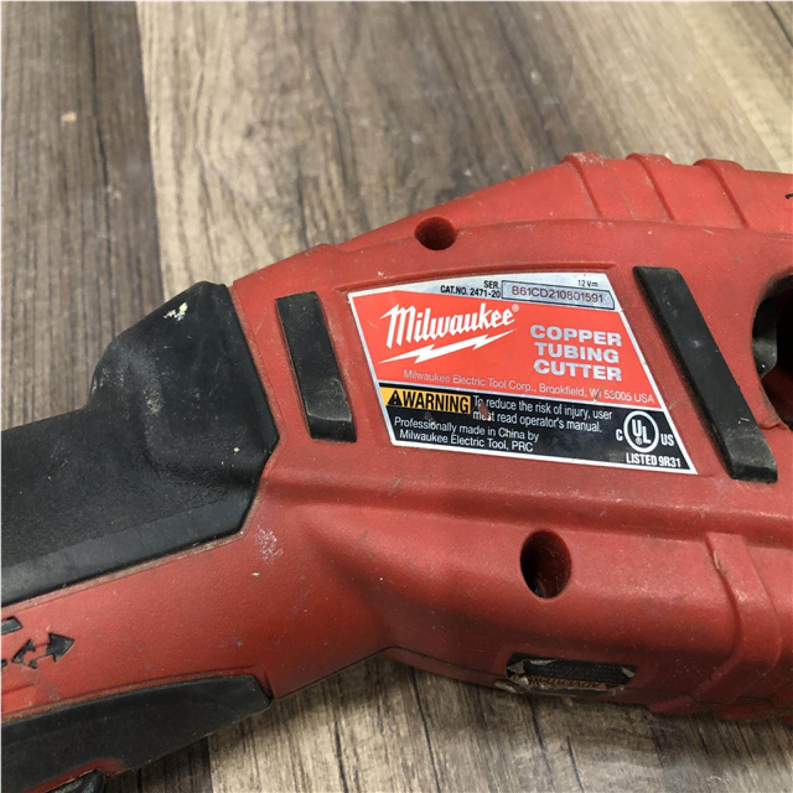 AS-IS Milwaukee 12V Lithium-Ion Cordless Copper Tubing Cutter (Tool-Only)