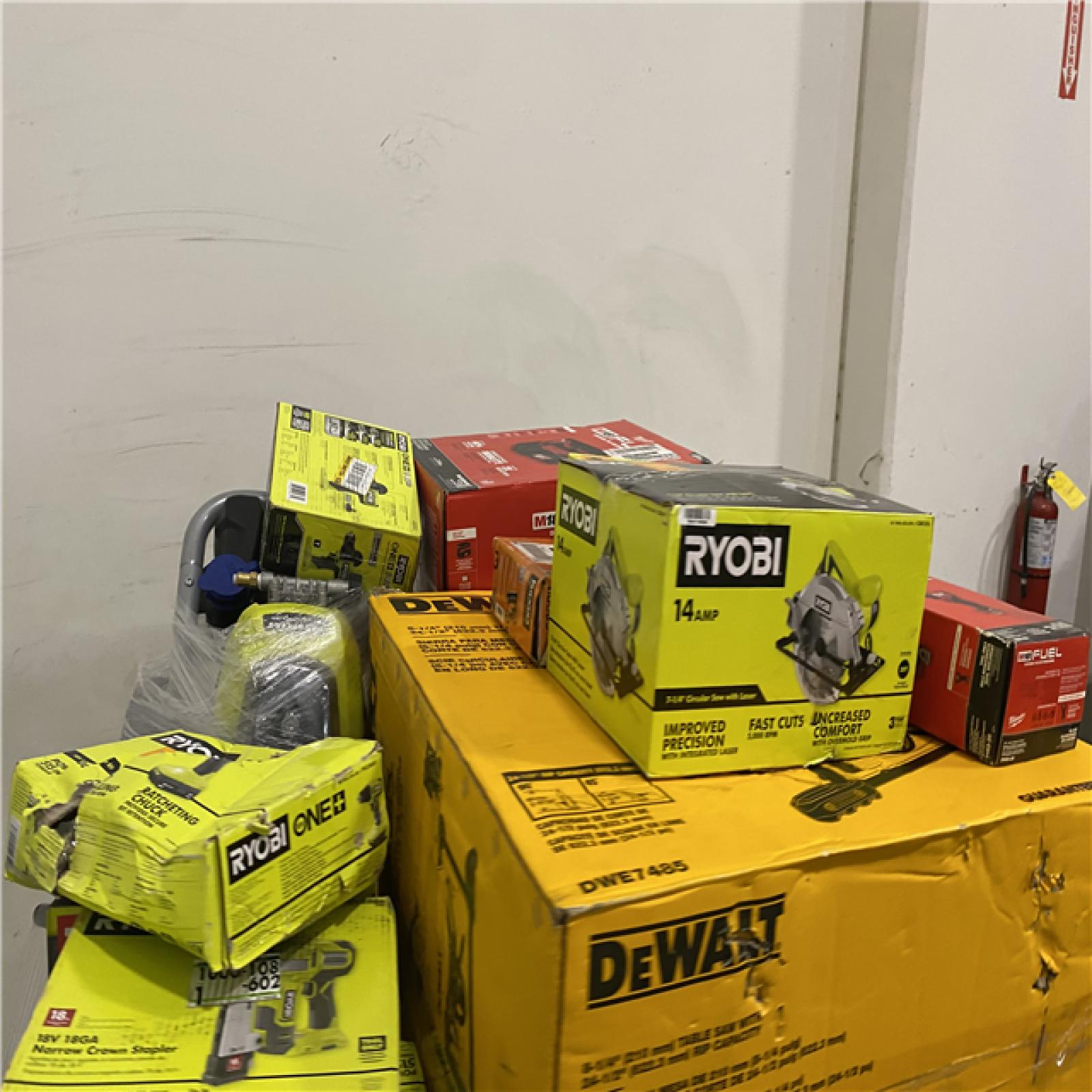 Dallas Location - As-Is Tool Pallet
