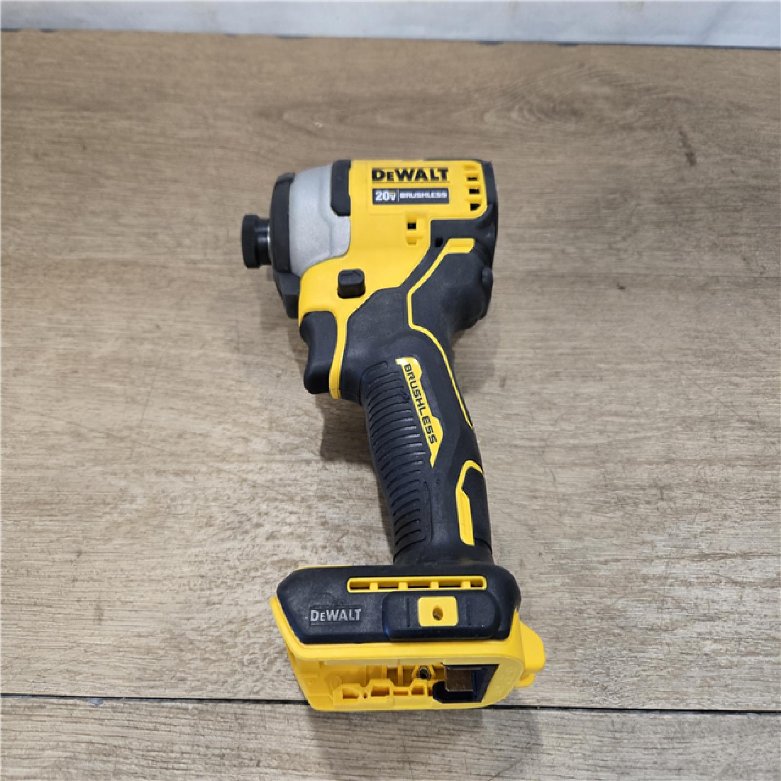 AS-IS DEWALT ATOMIC 20V Cordless (4-Tool) Combo Kit