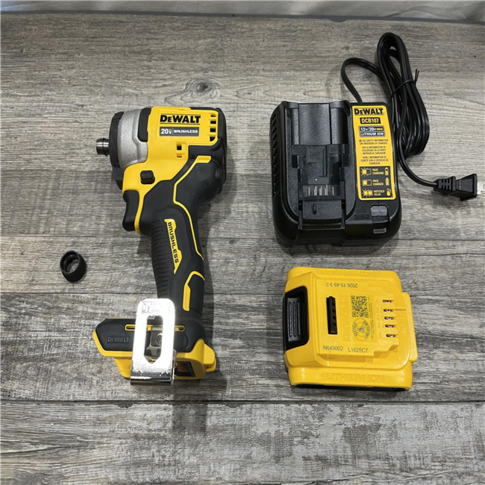 AS-IS DEWALT Atomic 20V Max Lithium-Ion Brushless Cordless Compact 1/4 in. Impact Driver Kit