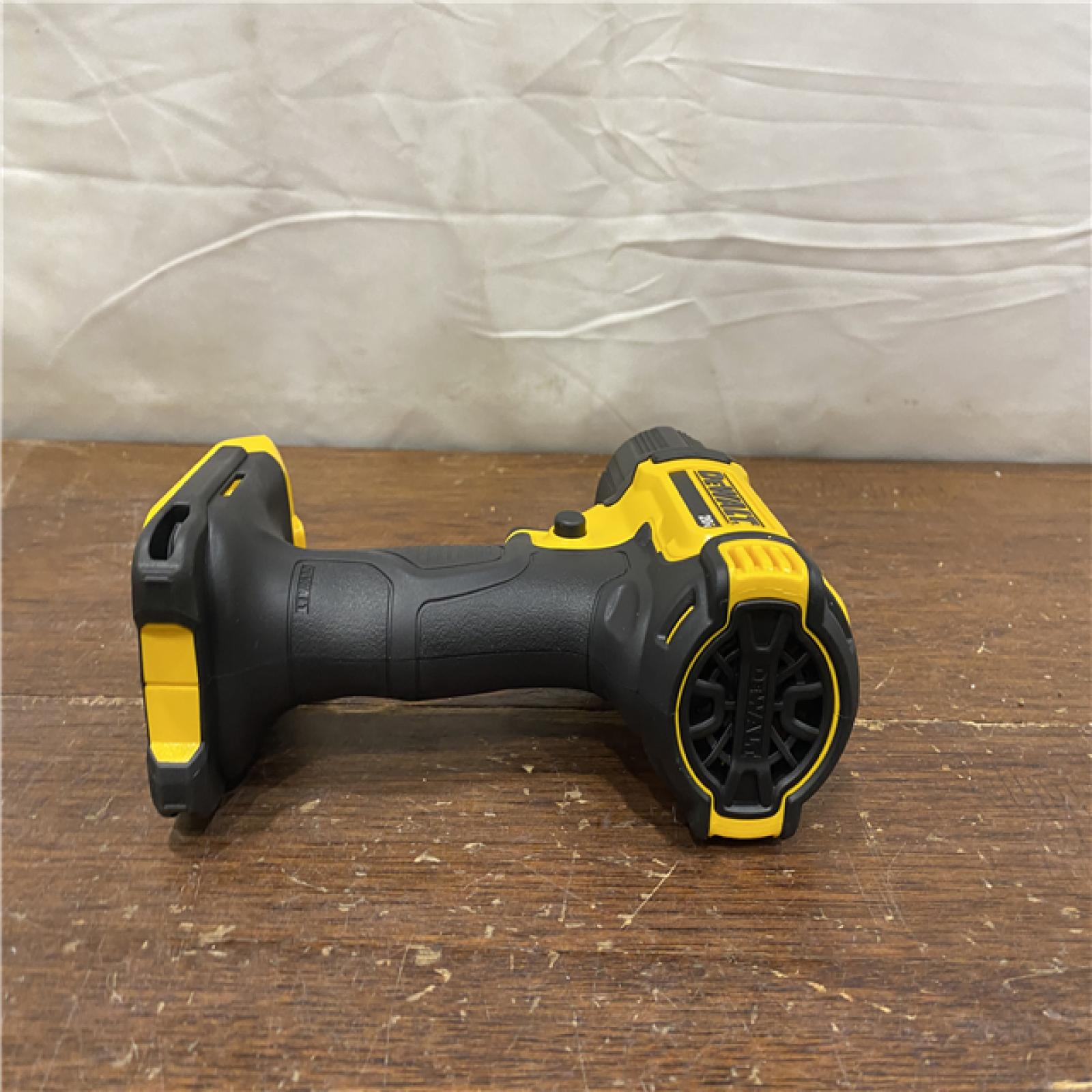 AS-IS DeWalt 20V MAX 20 V Cordless Heat Gun Accessory Kit