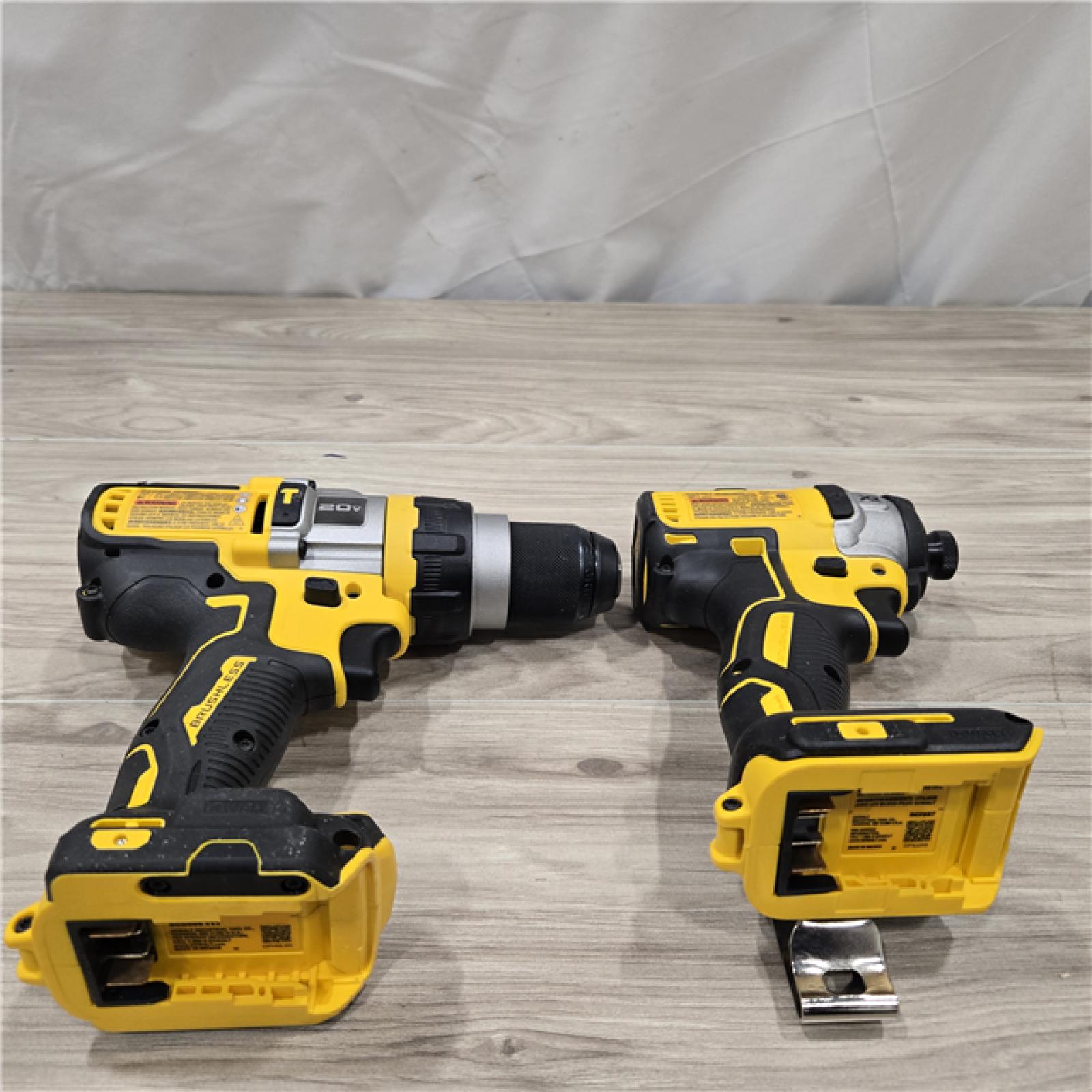 AS-IS DEWALT 20V MAX Cordless Hammer Drill/Driver 2 Tool Combo Kit