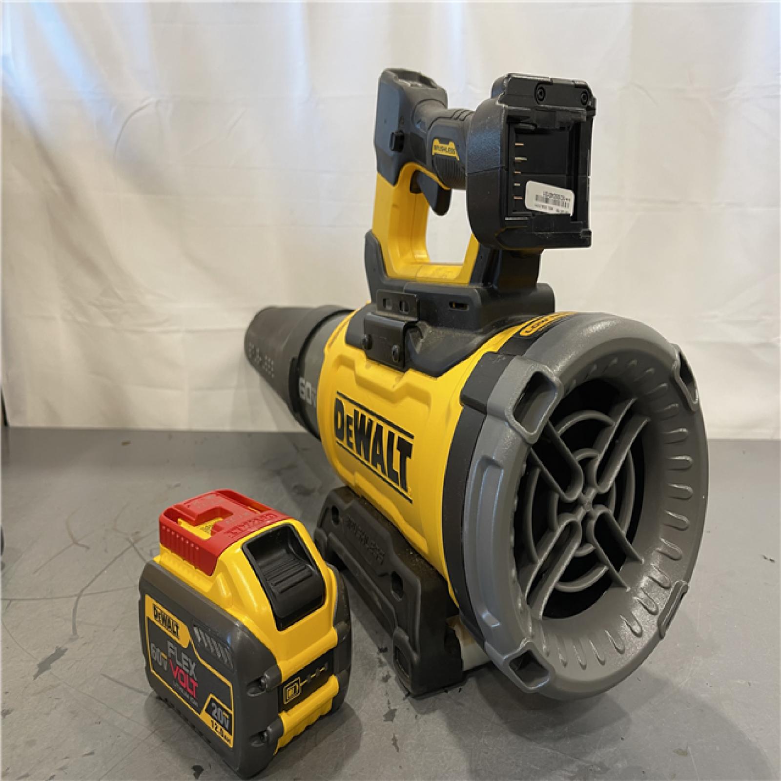 AS-IS - DeWalt FLEXVOLT 60V MAX 160 MPH 760 CFM Brushless Cordless Battery Powered Blower Kit