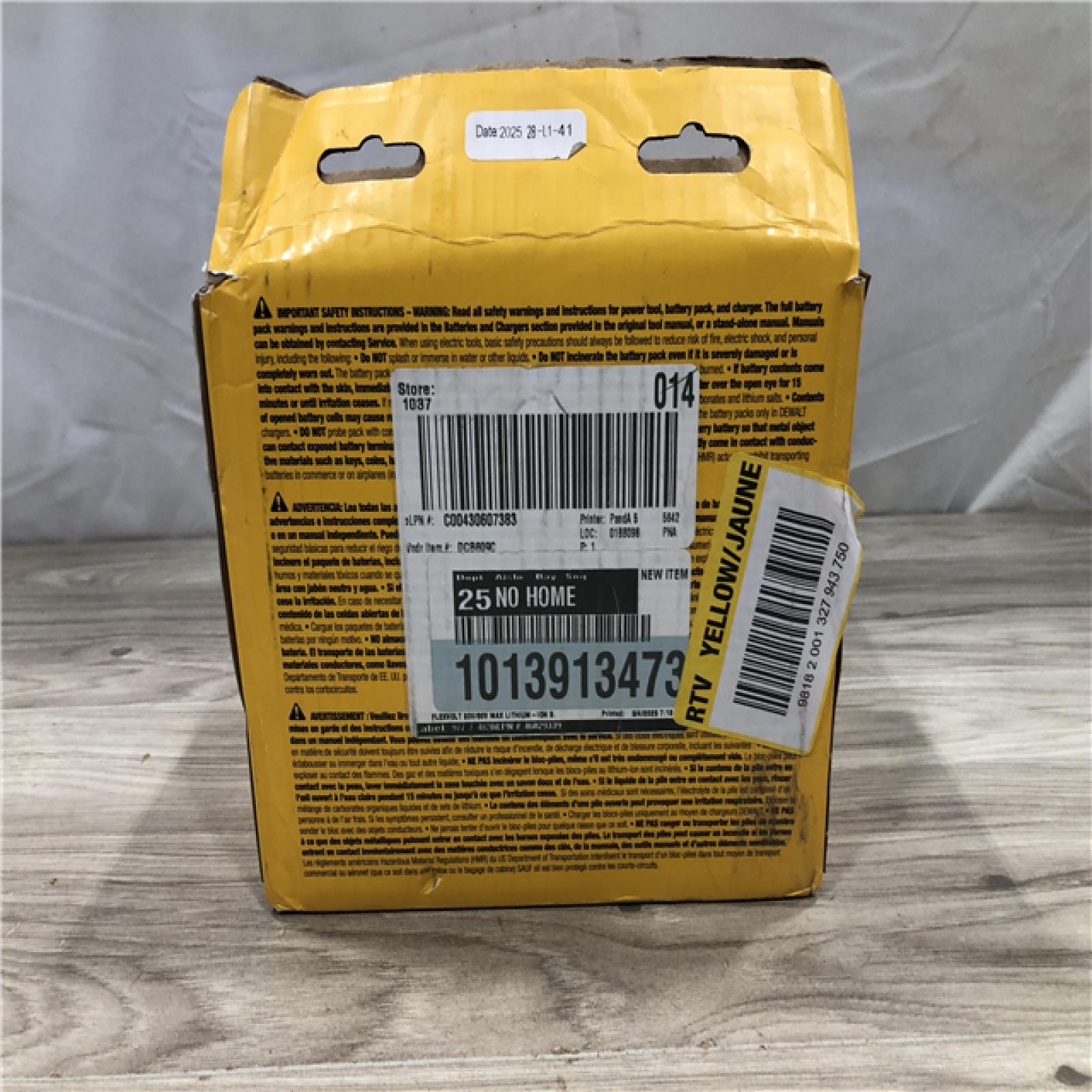 NEW! - FLEXVOLT 20V/60V MAX Lithium-Ion 9. 0 Ah Battery Pack and Charger Starter Kit