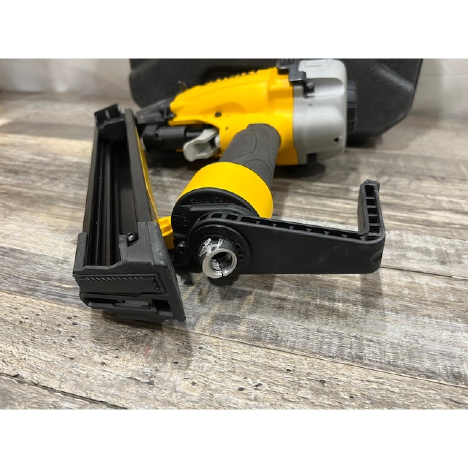 AS-IS DEWALT Cordless 18-Gauge Narrow Crown Stapler (Tool Only)