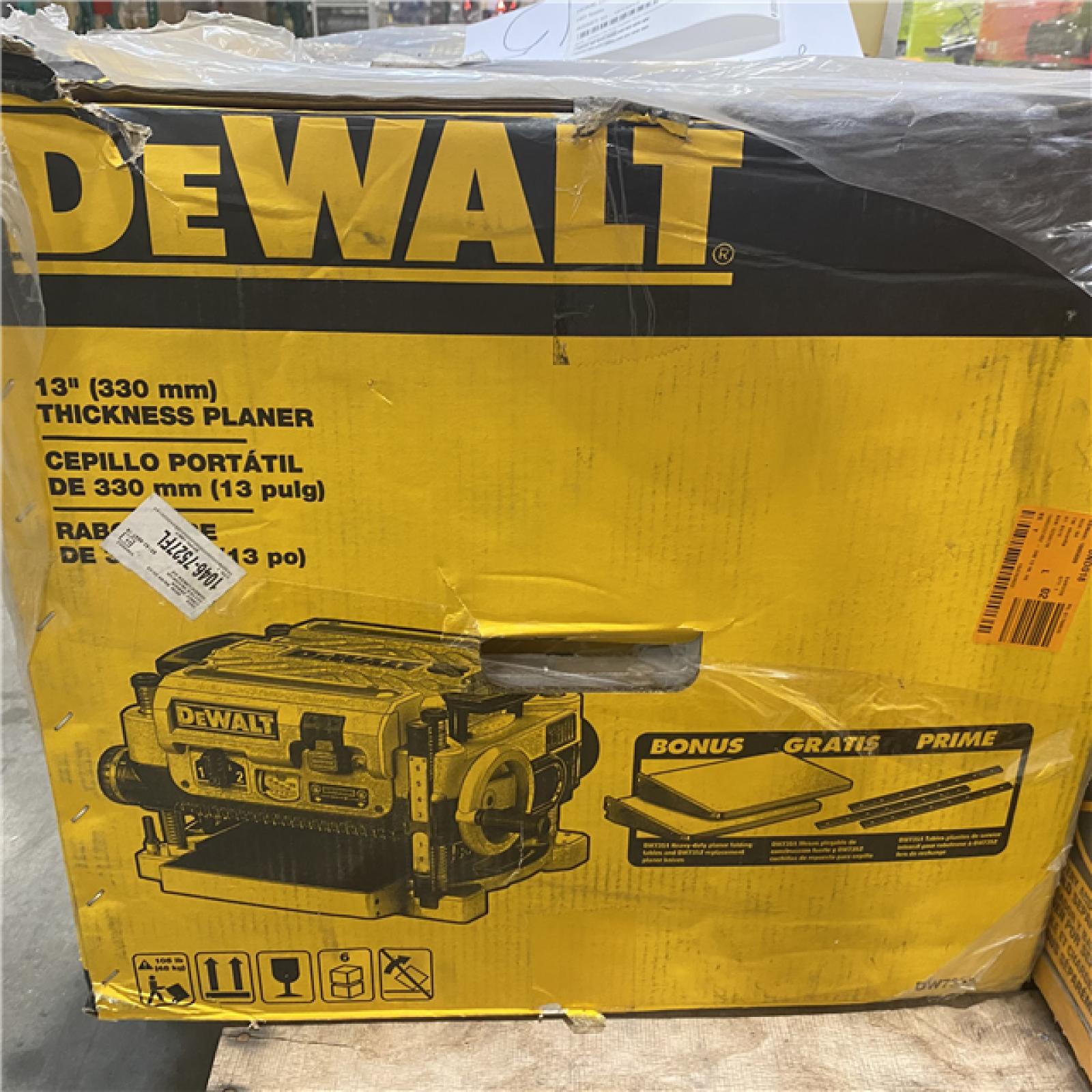NEW -DEWALT15 Amp Corded 13 in. Heavy-Duty 2-Speed Bench Planer
