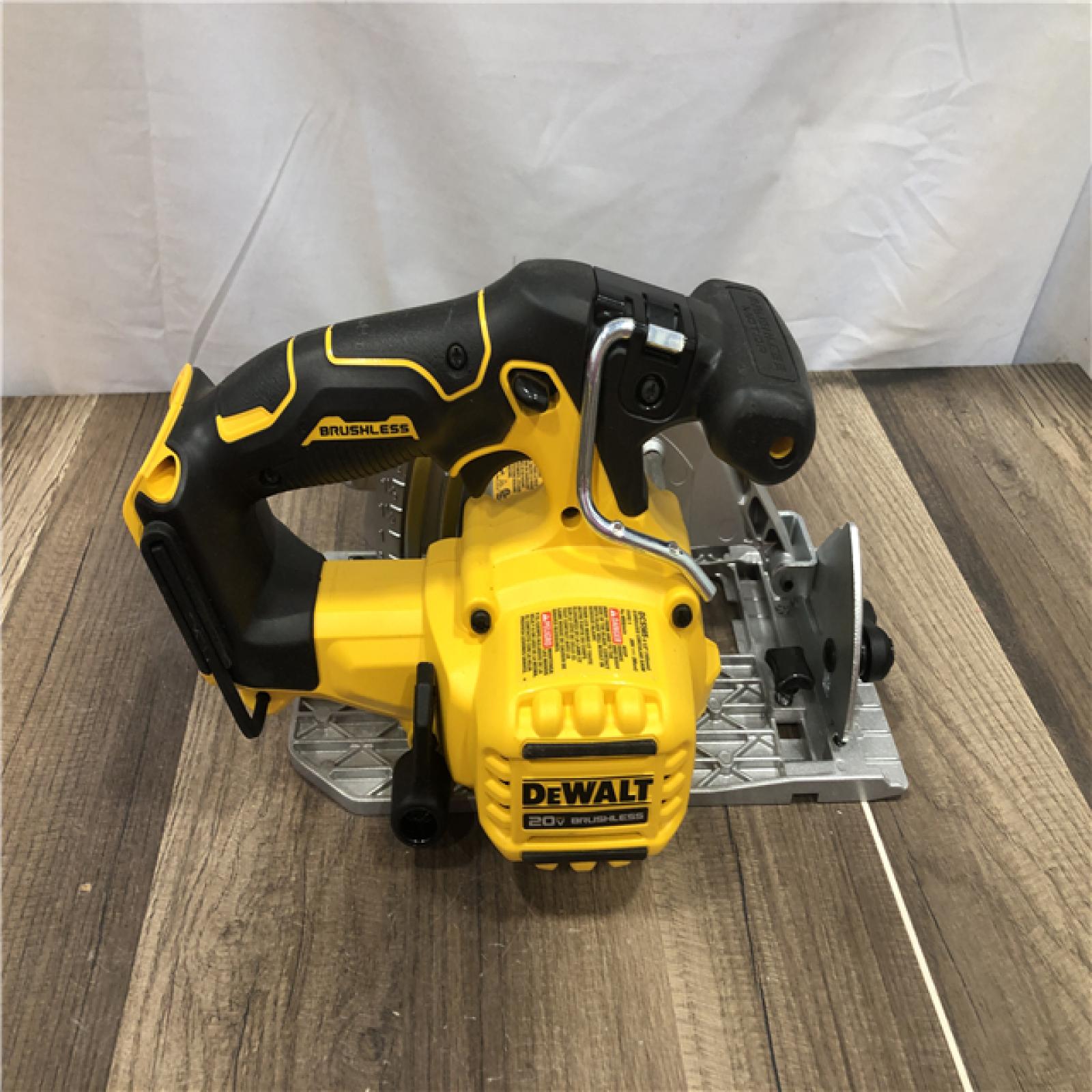 AS-IS DEWALT 20V MAX Cordless Brushless 6-1/2 in. Sidewinder Style Circular Saw (Tool Only)