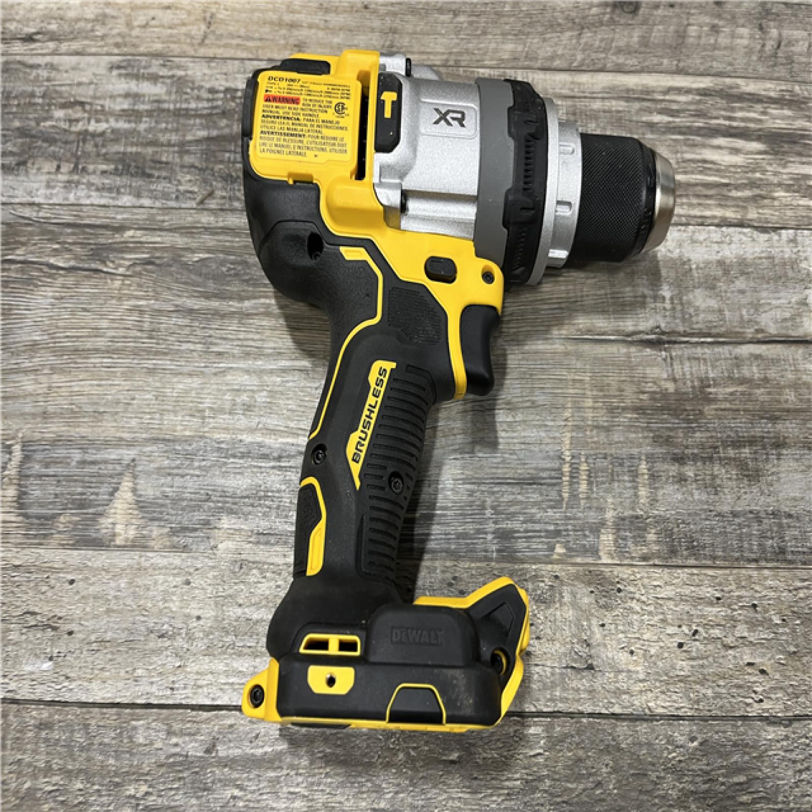 AS-IS DEWALT 20V XR Lithium-Ion Cordless Hammer Drill Kit