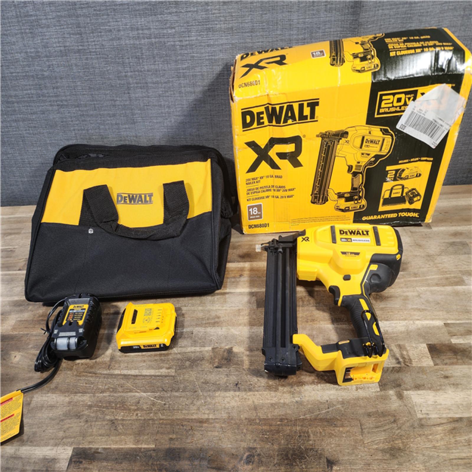 HOUSTON LOCATION - AS-IS DEWALT 20V MAX XR 18 Gauge Brad Nailer Kit