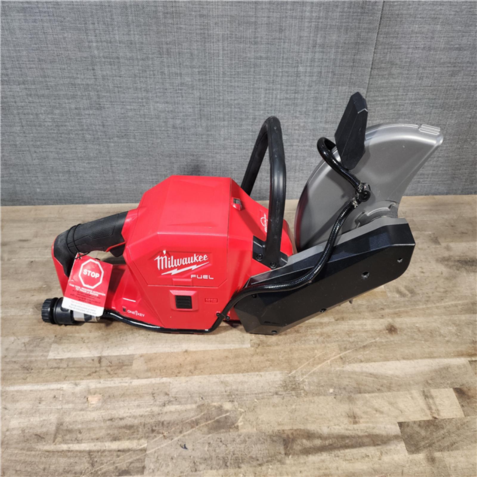 HOUSTON LOCATION - AS-IS Milwaukee FUEL ONE-KEY 18V Lithium-Ion Brushless Cordless 9 in. Cut Off Saw (Tool-Only)