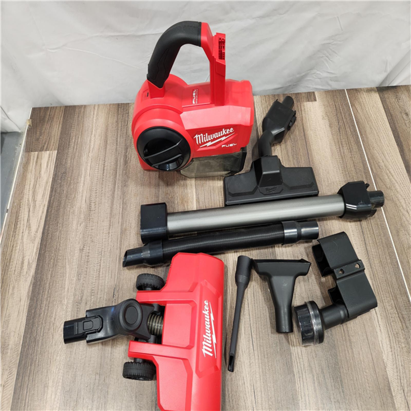 AS-IS Milwaukee M18 FUEL 18-Volt Lithium-Ion Brushless 0.25 Gal. Cordless Jobsite Wet/Dry Vacuum (Vacuum-Only)