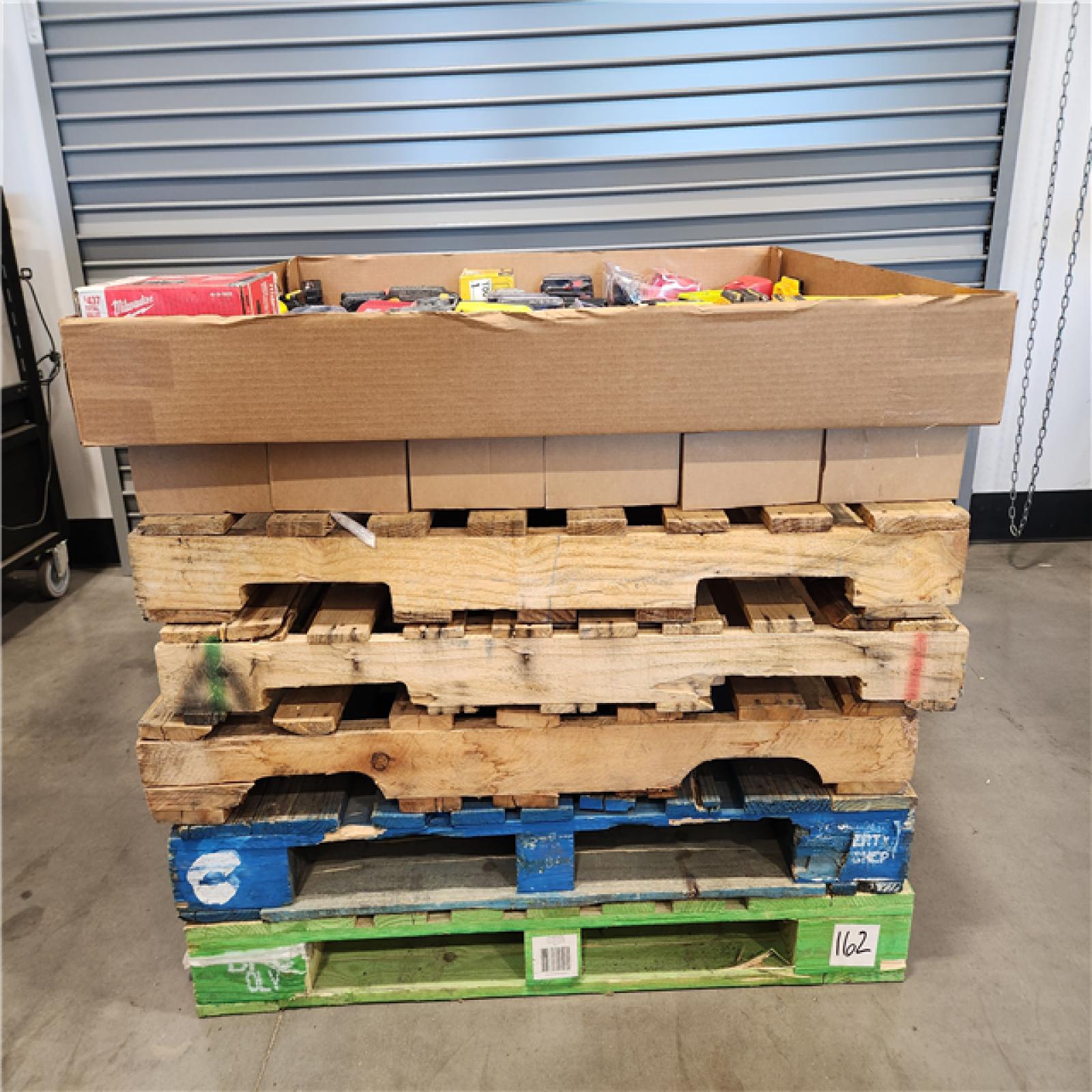 DALLAS LOCATION AS-IS BATTERY PALLET