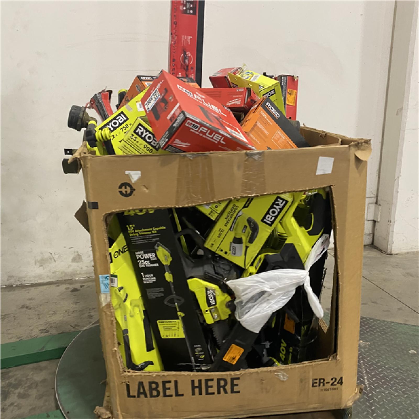 Dallas Location - As-Is Tool Pallet