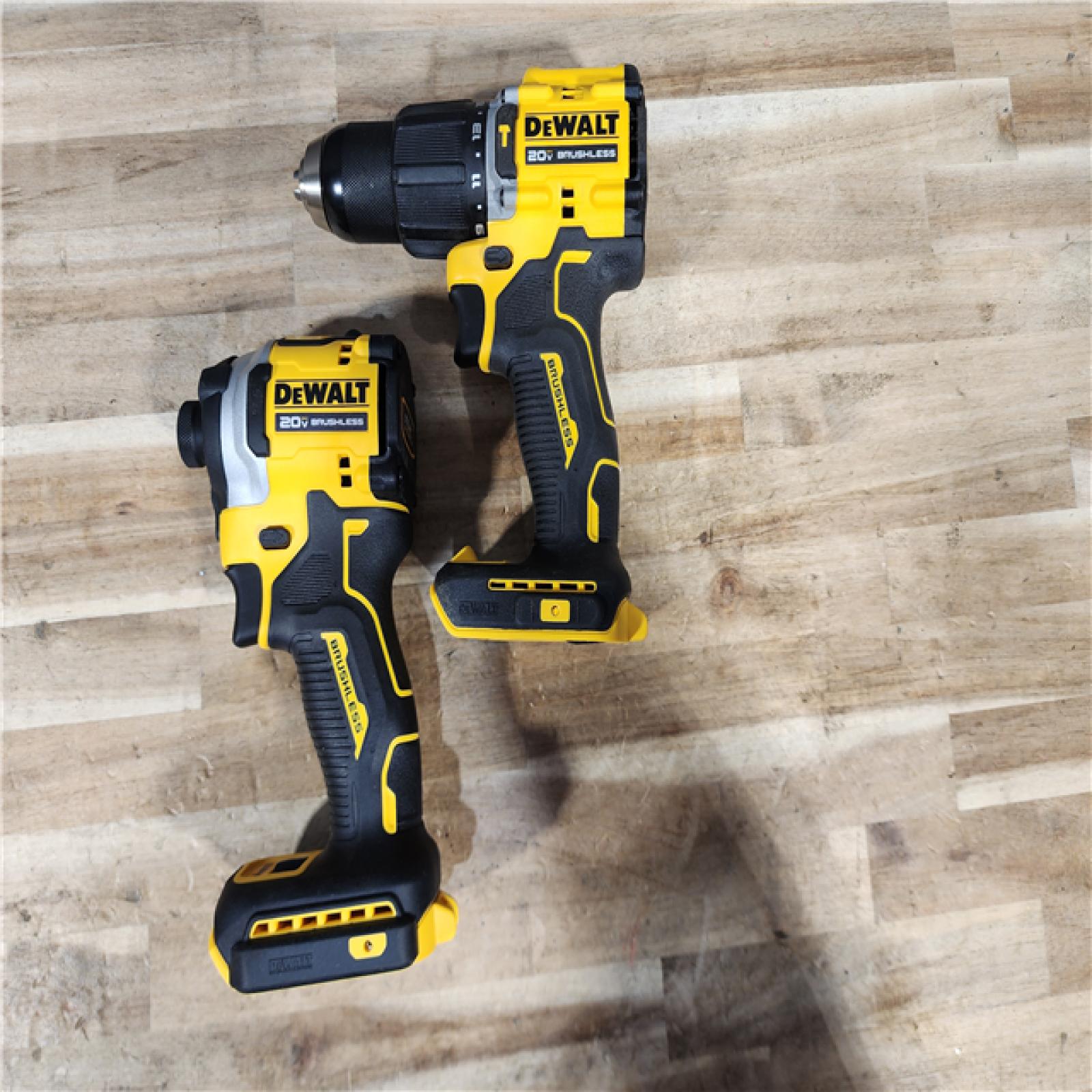 HOUSTON LOCATION - AS-IS DEWALT 2 TOOL COMBO KIT W/ (2) BATTERY & CHARGER