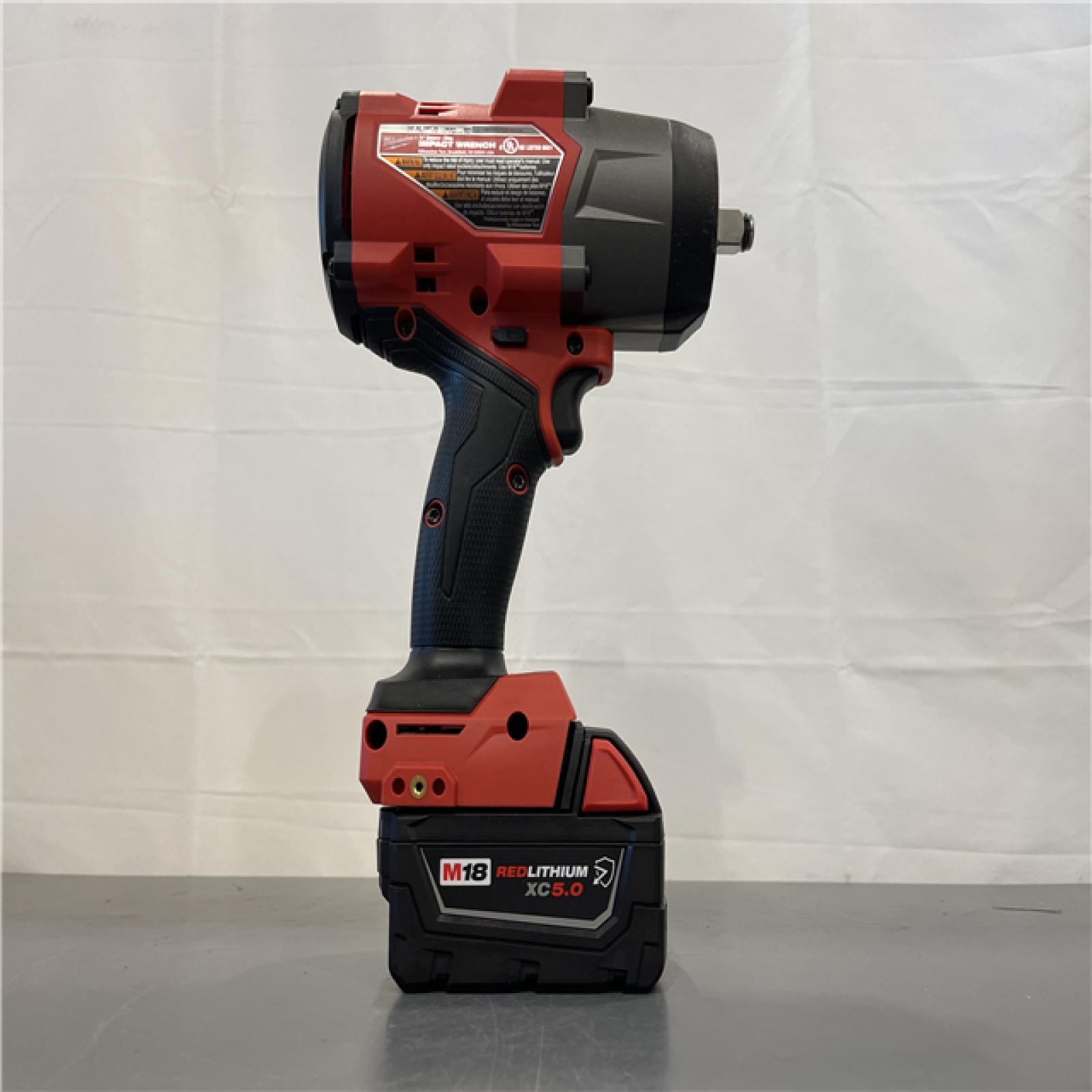 AS-IS - Milwaukee M18 1/2 in. Cordless Brushless High Torque Impact Wrench Kit