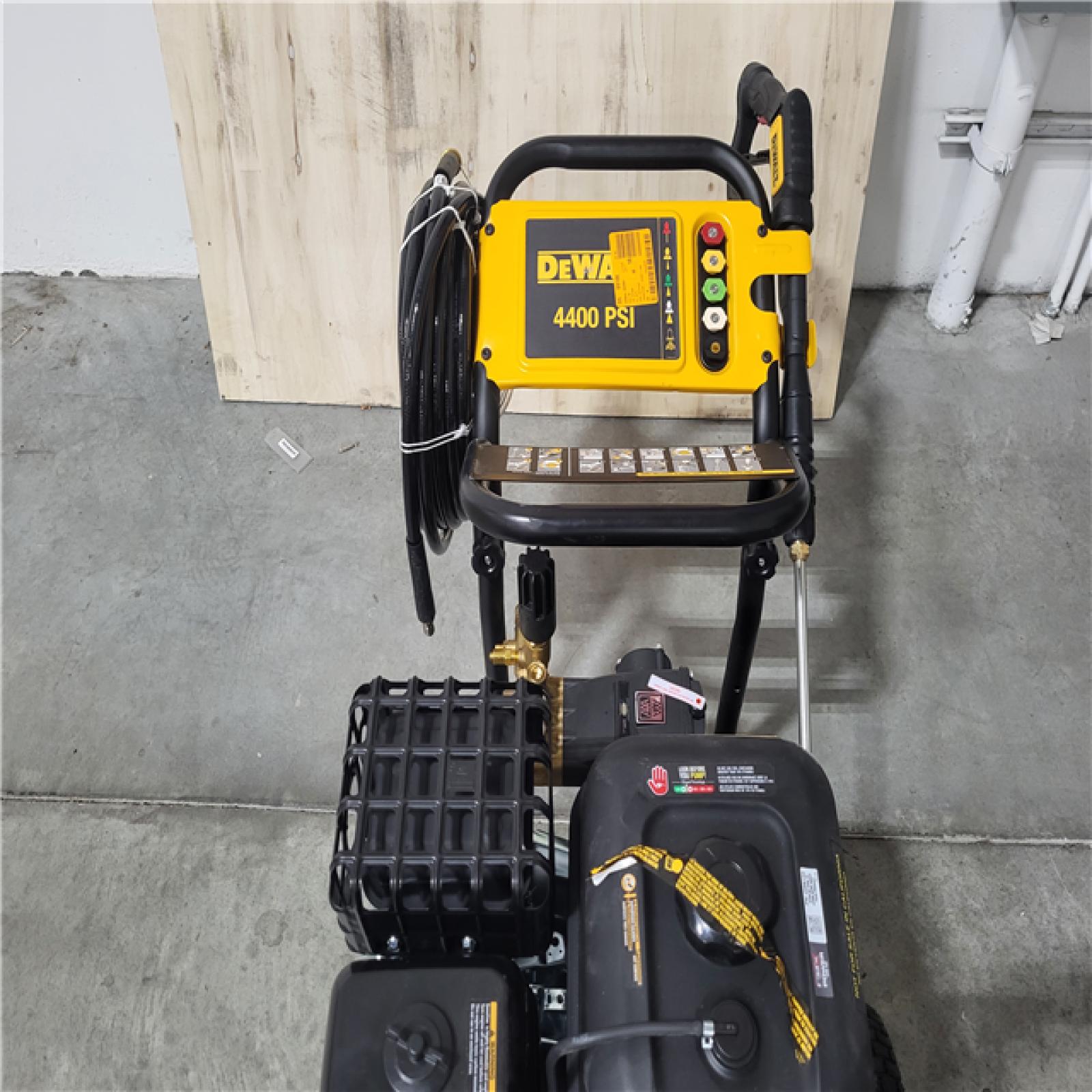 CALIFORNIA AS-IS DEWALT 4400 PSI 4.0 GPM Cold Water Gas Pressure Washer