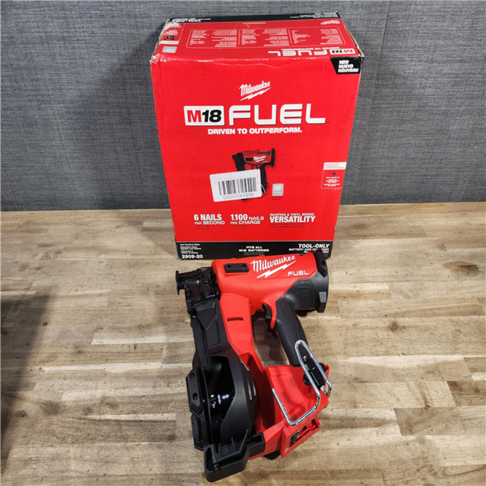 HOUSTON LOCATION - AS-IS (APPEARS LIKE NEW) Milwaukee M18 FUEL Coil Roofing Nailer (TOOL ONLY)