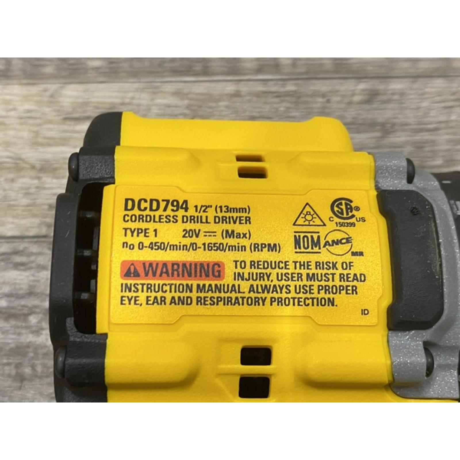 AS-IS DEWALT Atomic 20V Lithium-Ion Cordless Compact 1/2 in. Drill/Driver Kit