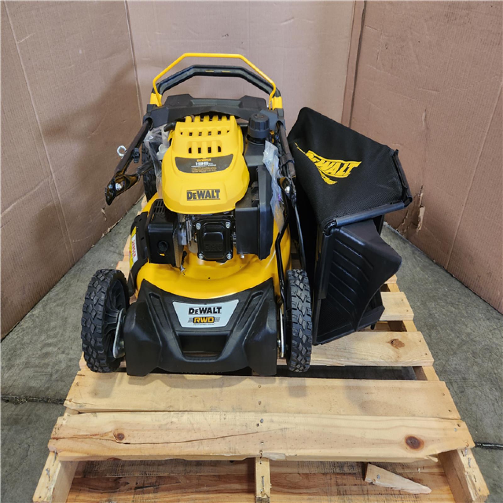 Phoenix NEW DEWALT 21 in. 196cc E-GOV Engine 3-in-1 Gas RWD Self-Propelled Lawn Mower with High Rear Wheels
