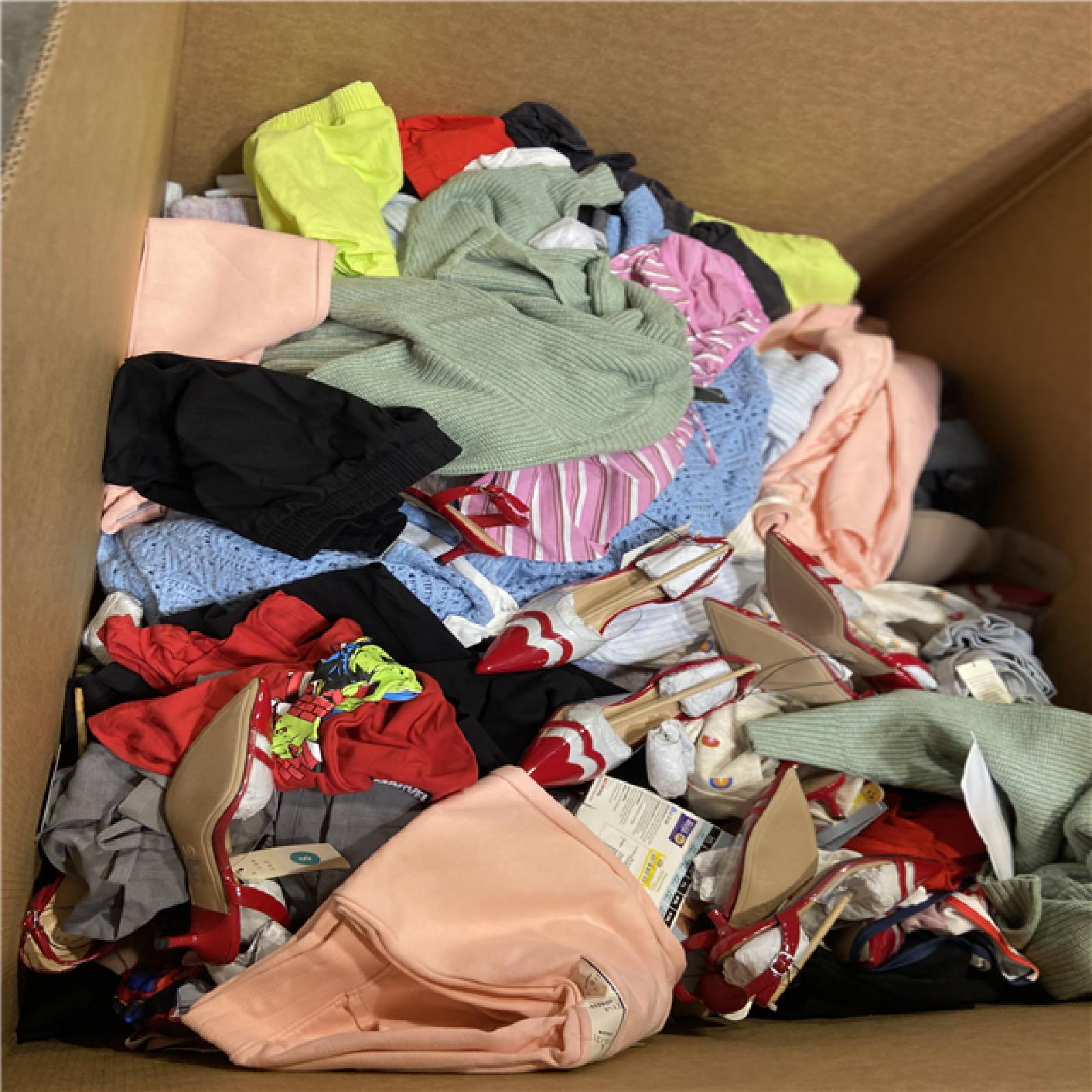 DALLAS LOCATION - BULLSEYE CLOTHING MIXED PALLET
