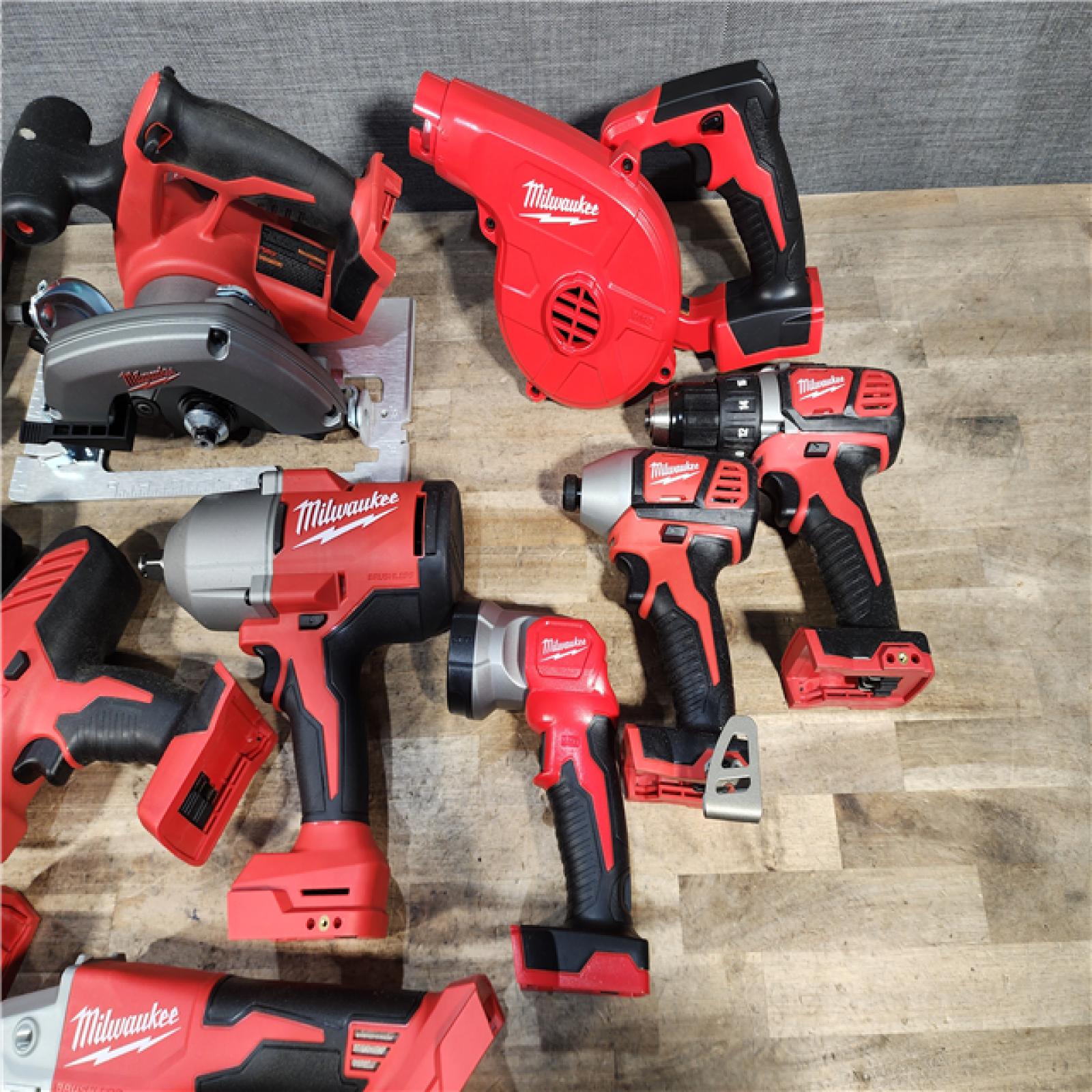 HOUSTON LOCATION - AS-IS Milwaukee 18-Volt Lithium-Ion Cordless (9-Tool) Combo Kit