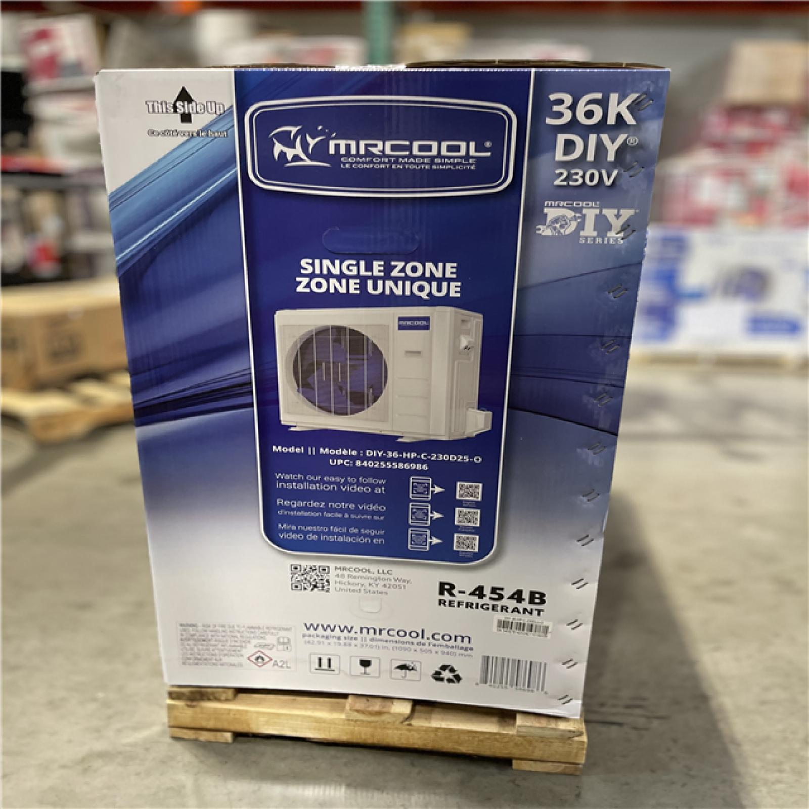 DALLAS LOCATION - MRCOOL 36K 230V 5TH GENERATION HEAT PUMP (OUTDOOR UNIT)