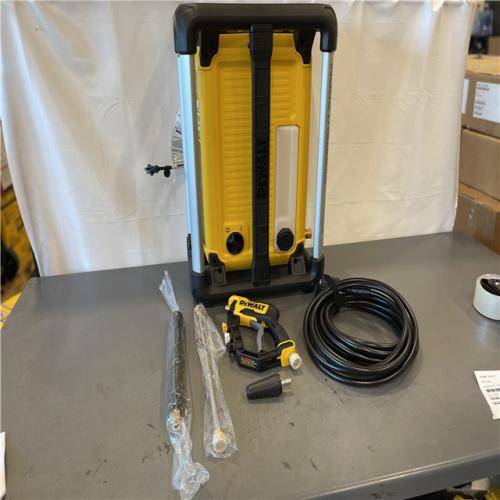 AS-IS - DEWALT 2100 PSI 1.2 GPM 13 Amp Cold Water Electric Pressure Washer Kit